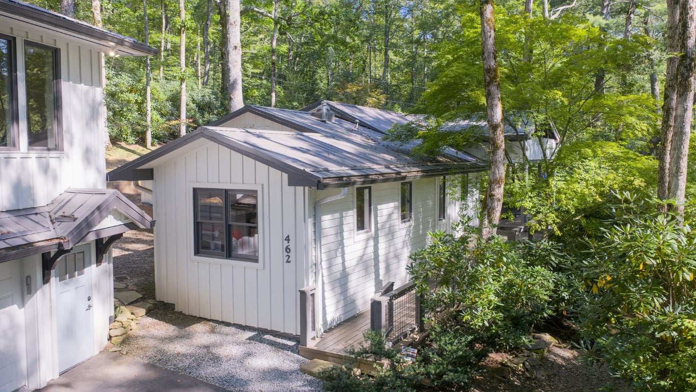 462 Mirror Lake Road