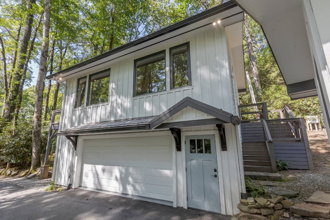 462 Mirror Lake Road