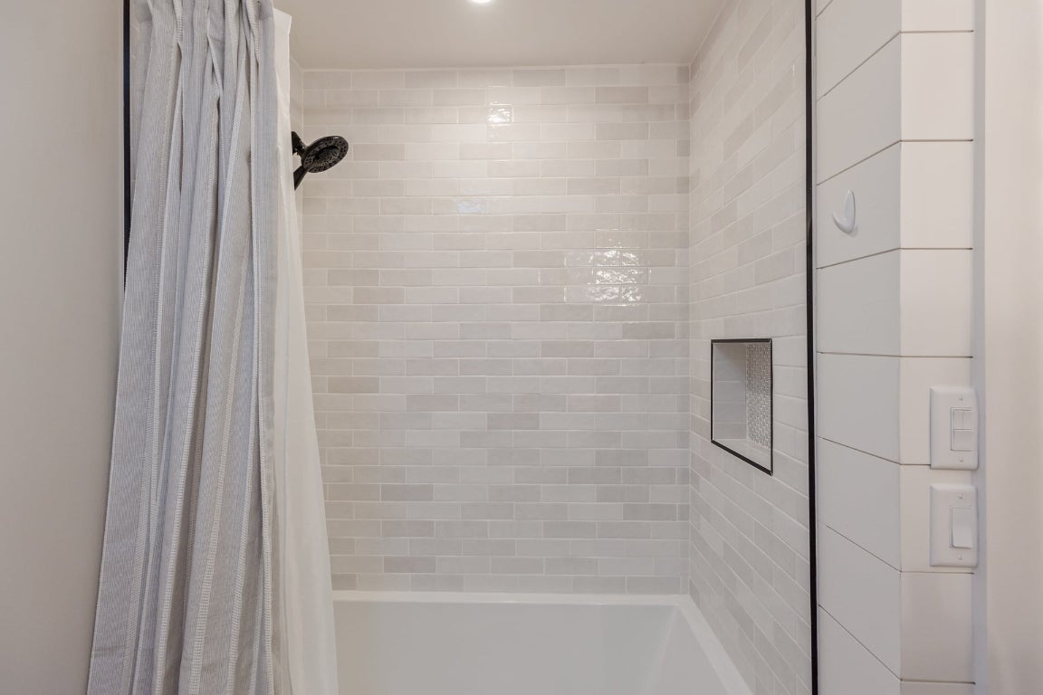 462 Mirror Lake Road