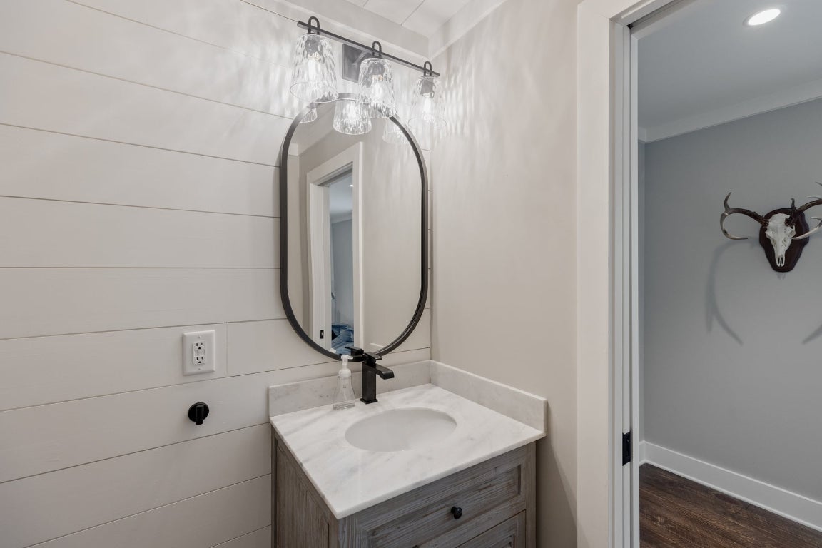 462 Mirror Lake Road