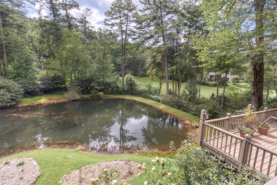 83 Hummingbird Circle