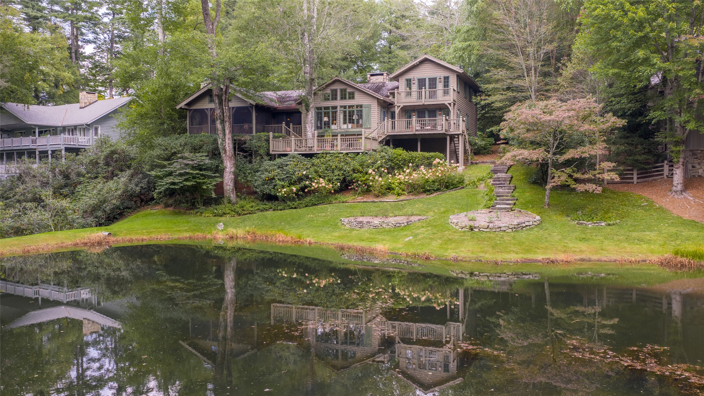 83 Hummingbird Circle