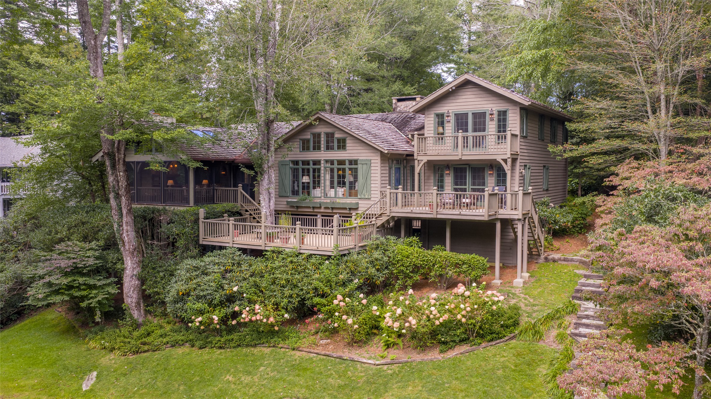 83 Hummingbird Circle