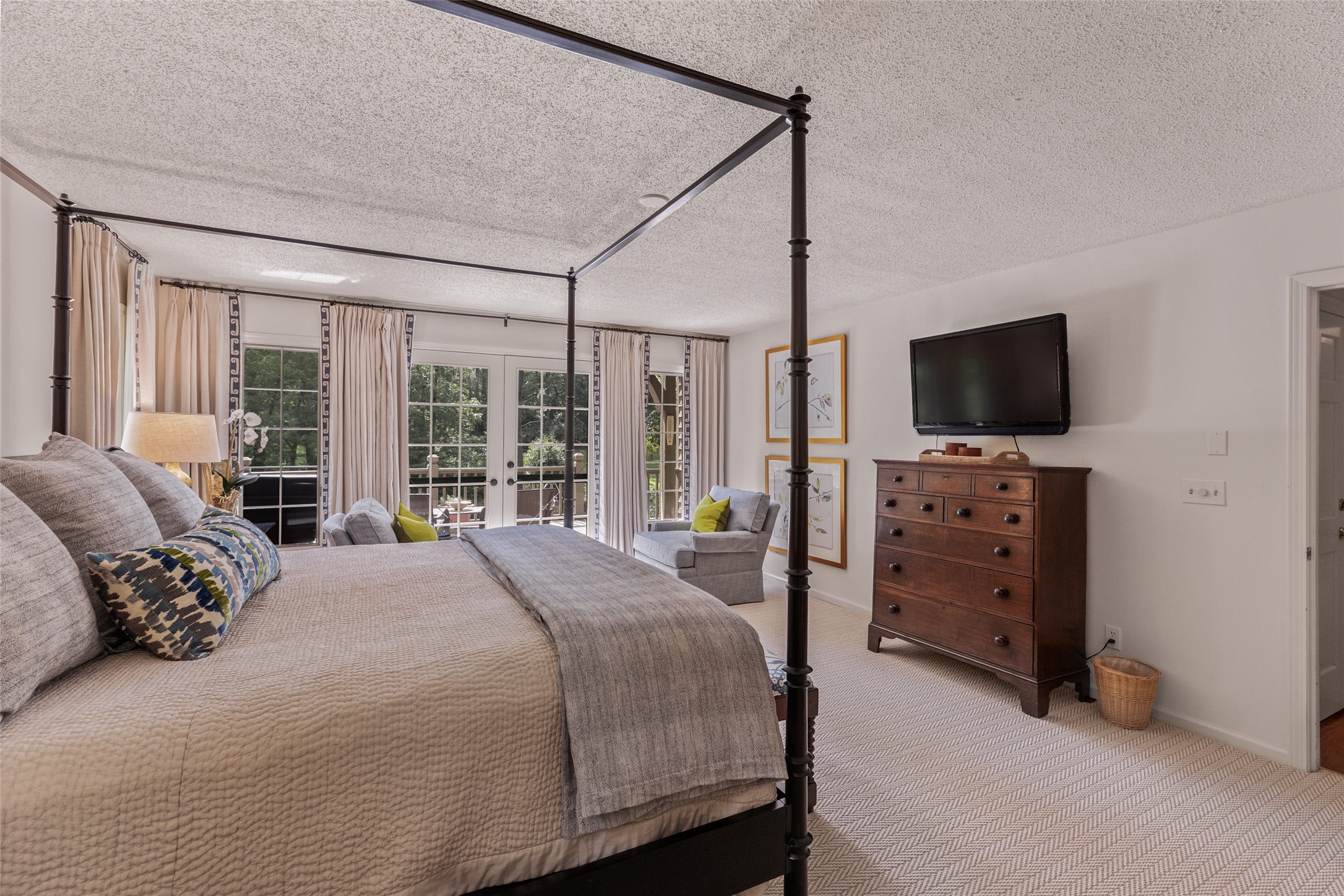 83 Hummingbird Circle