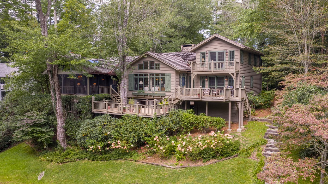 83 Hummingbird Circle