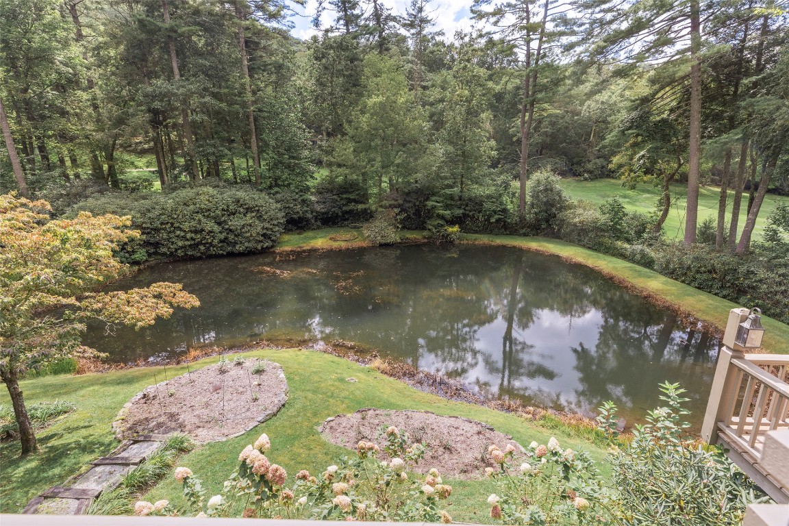 83 Hummingbird Circle