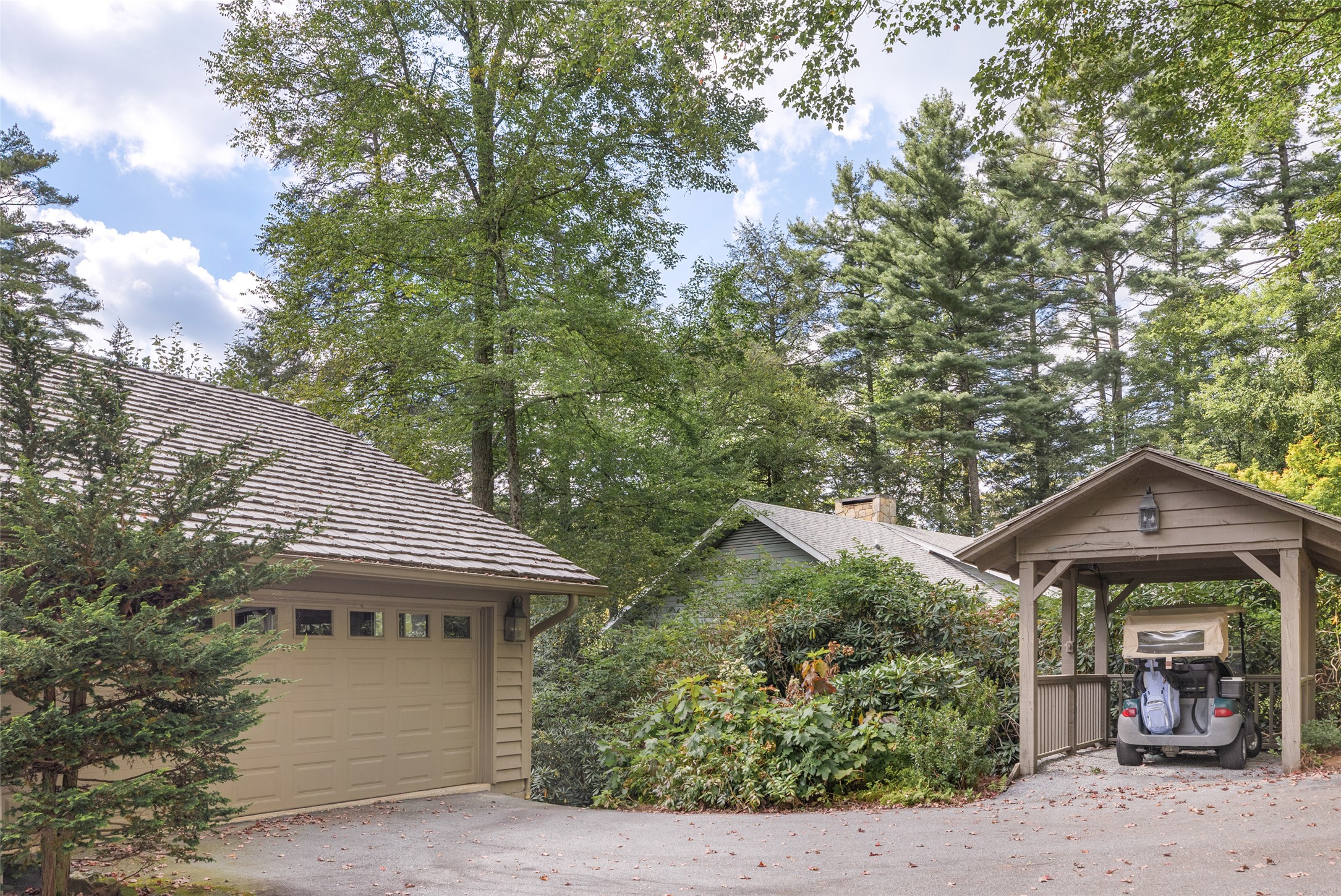 83 Hummingbird Circle