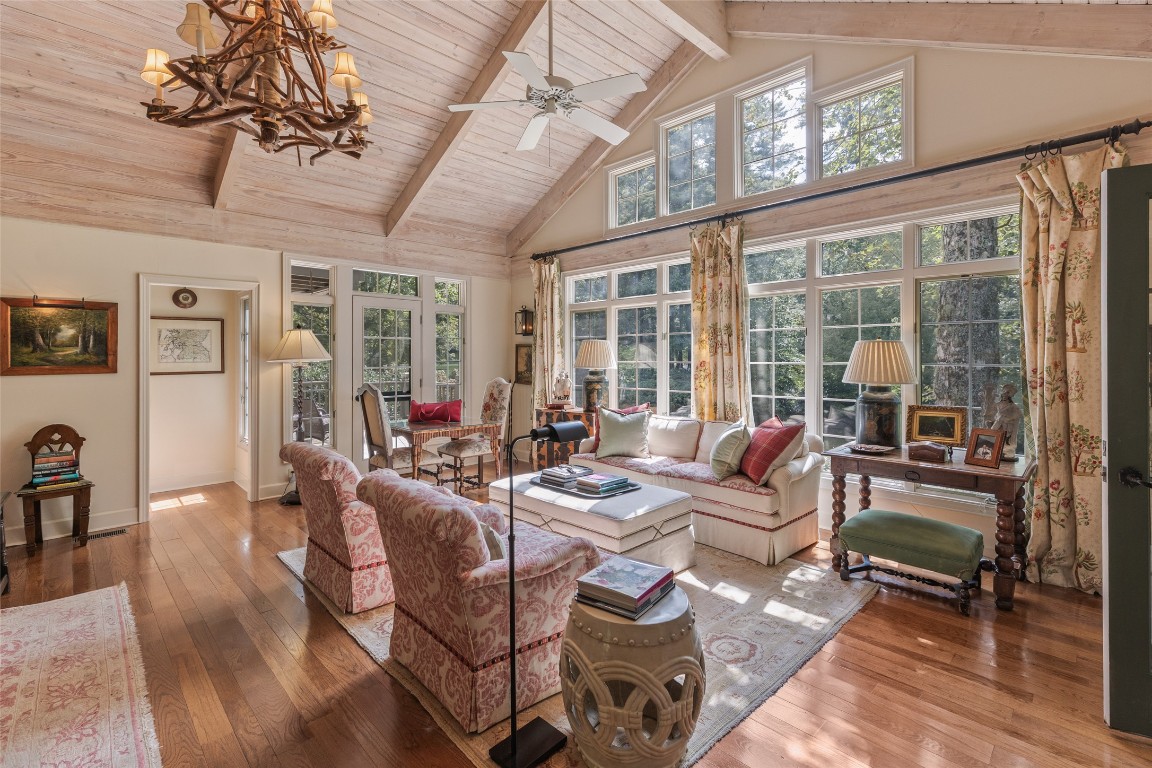 83 Hummingbird Circle