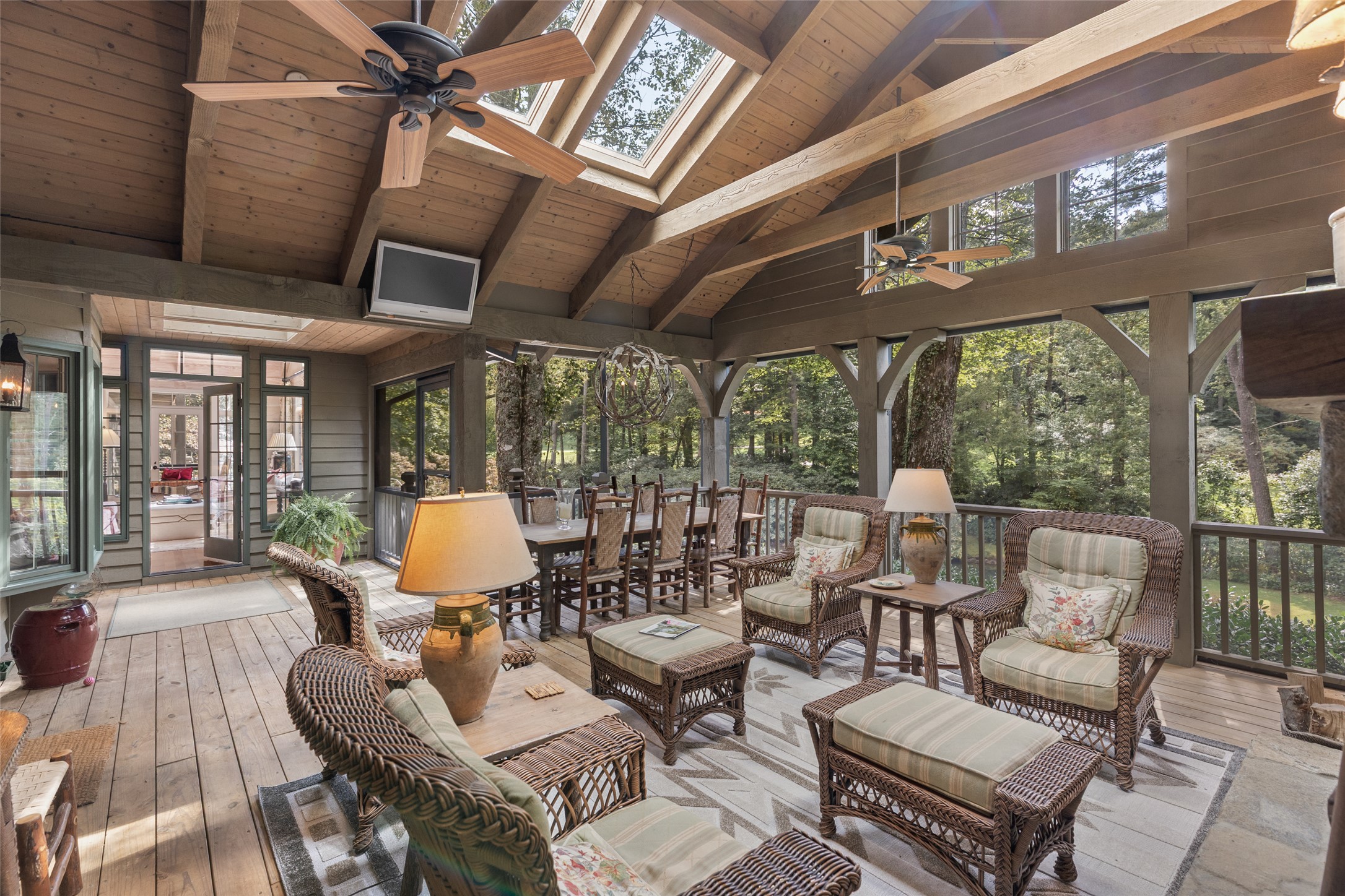 83 Hummingbird Circle