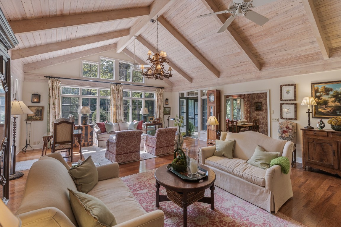 83 Hummingbird Circle