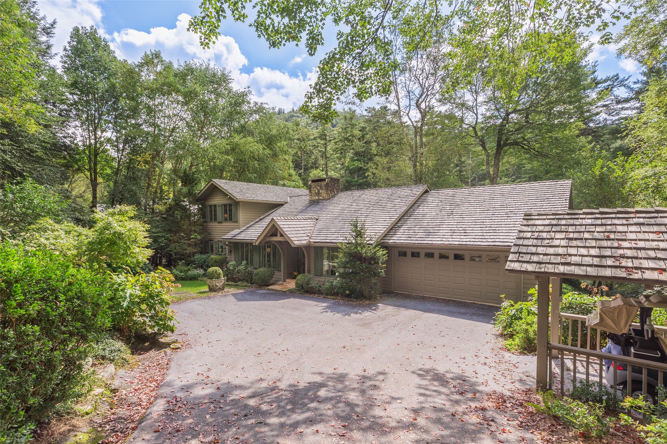 83 Hummingbird Circle