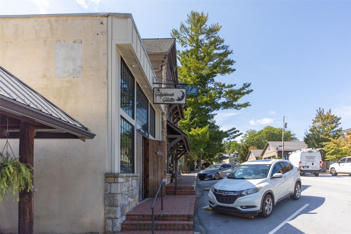 221 4th Street