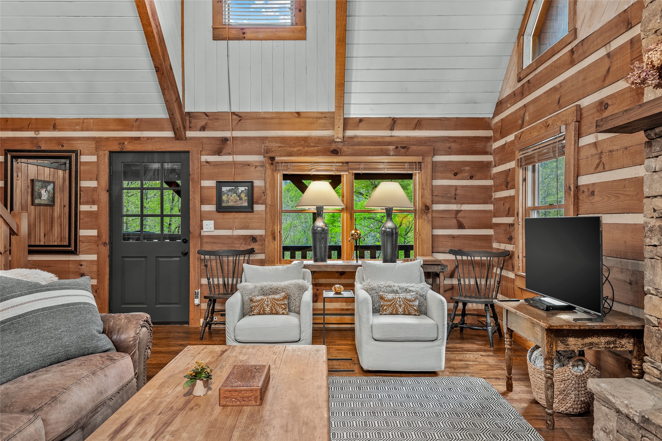 187 Papaw Lane