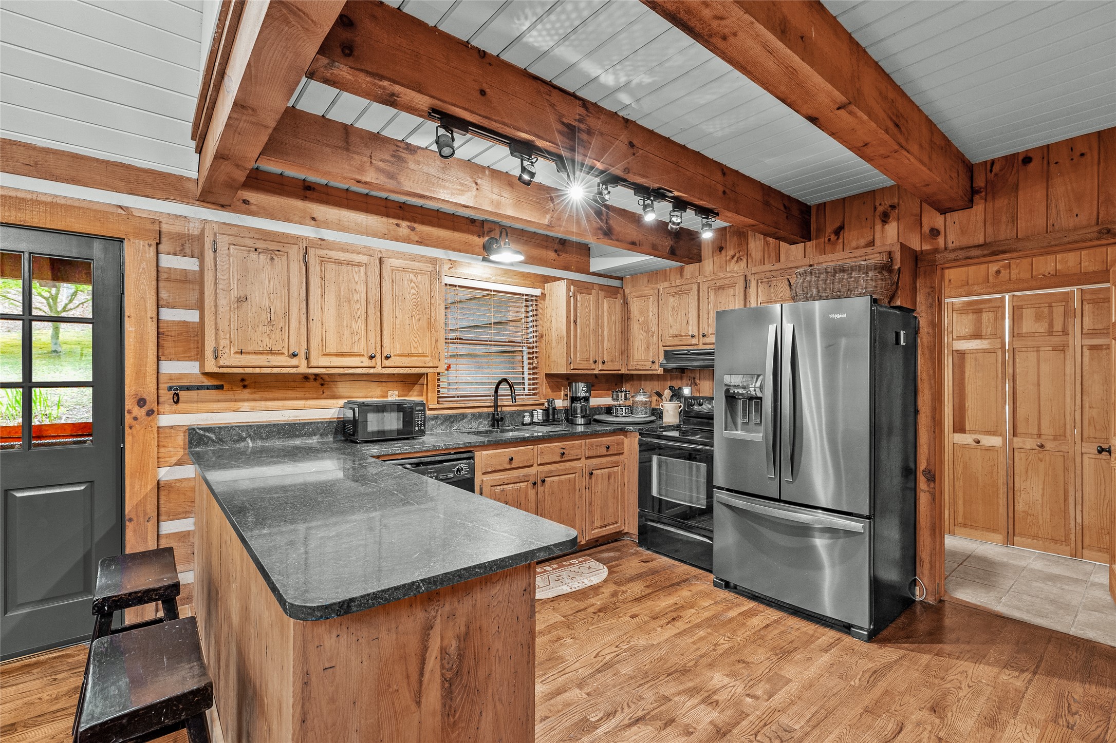187 Papaw Lane