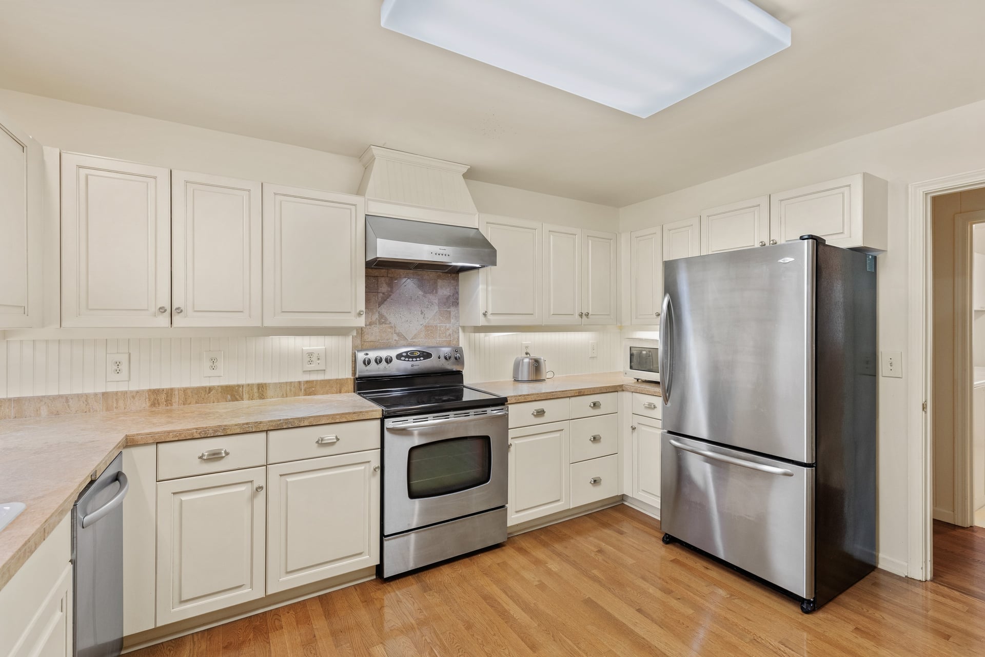 312 Pipers Court