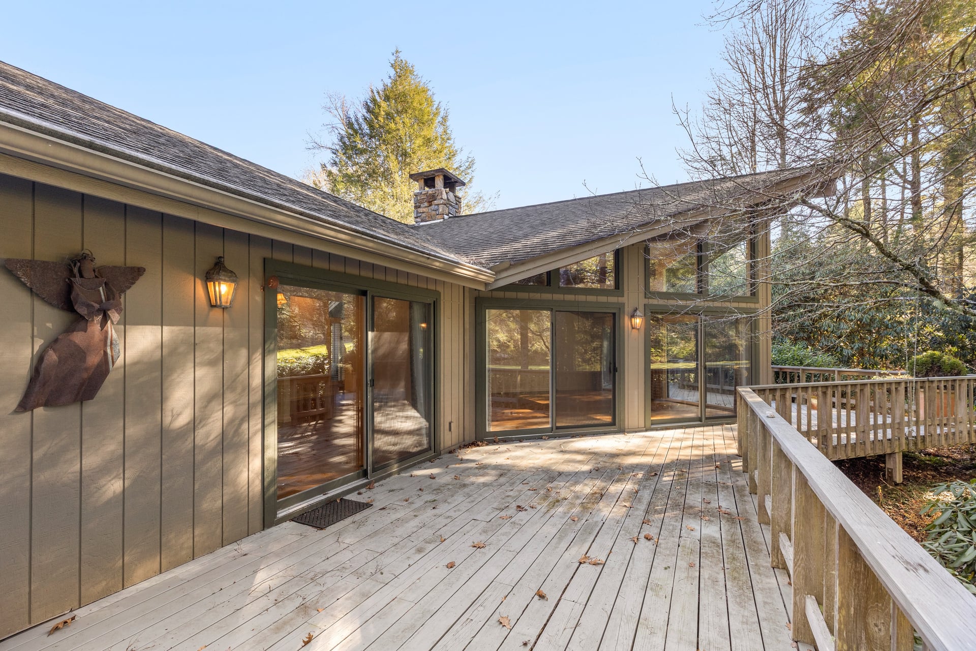 312 Pipers Court