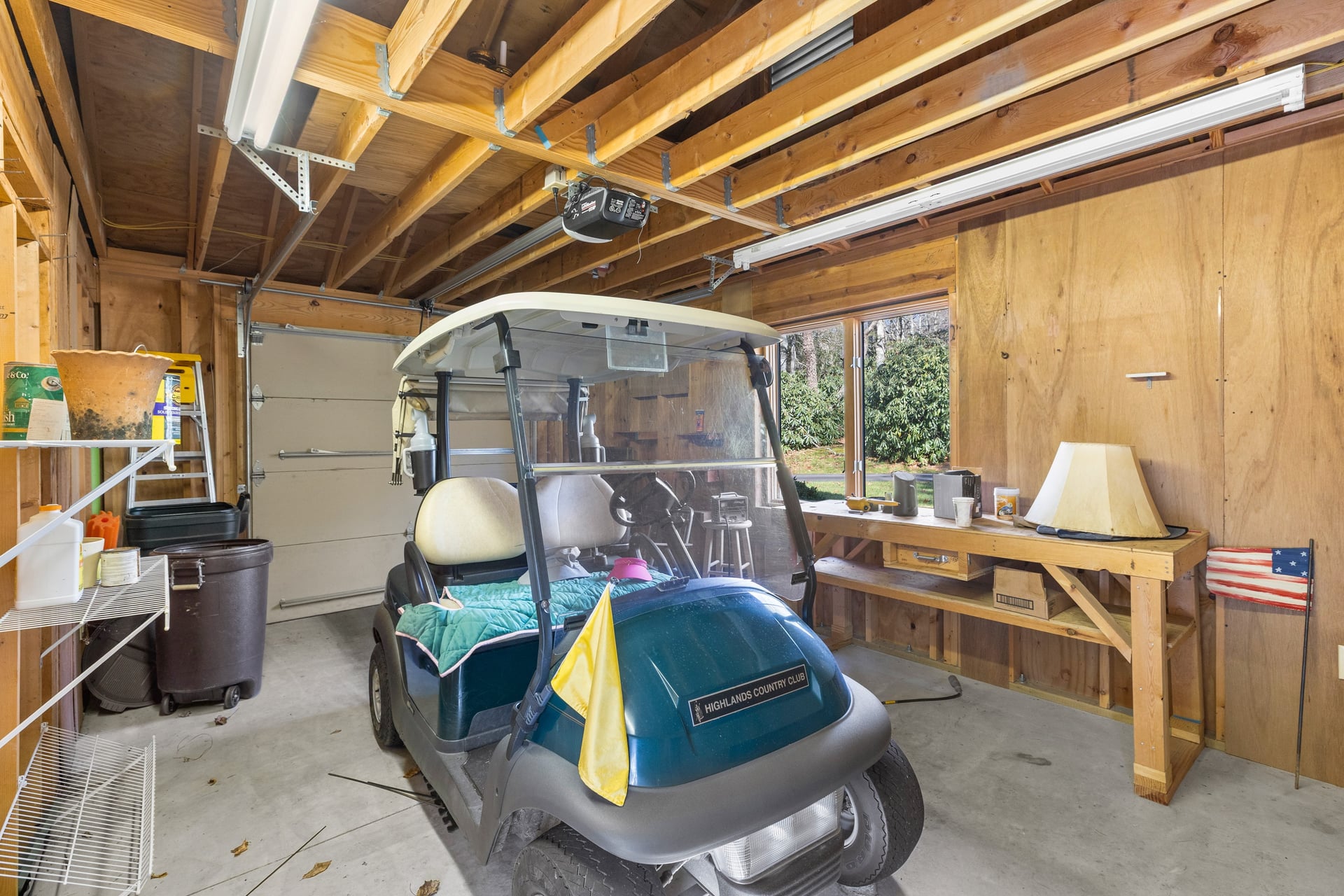 312 Pipers Court