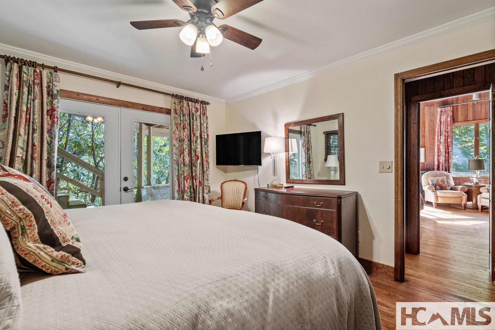 711 Flat Mountain Road