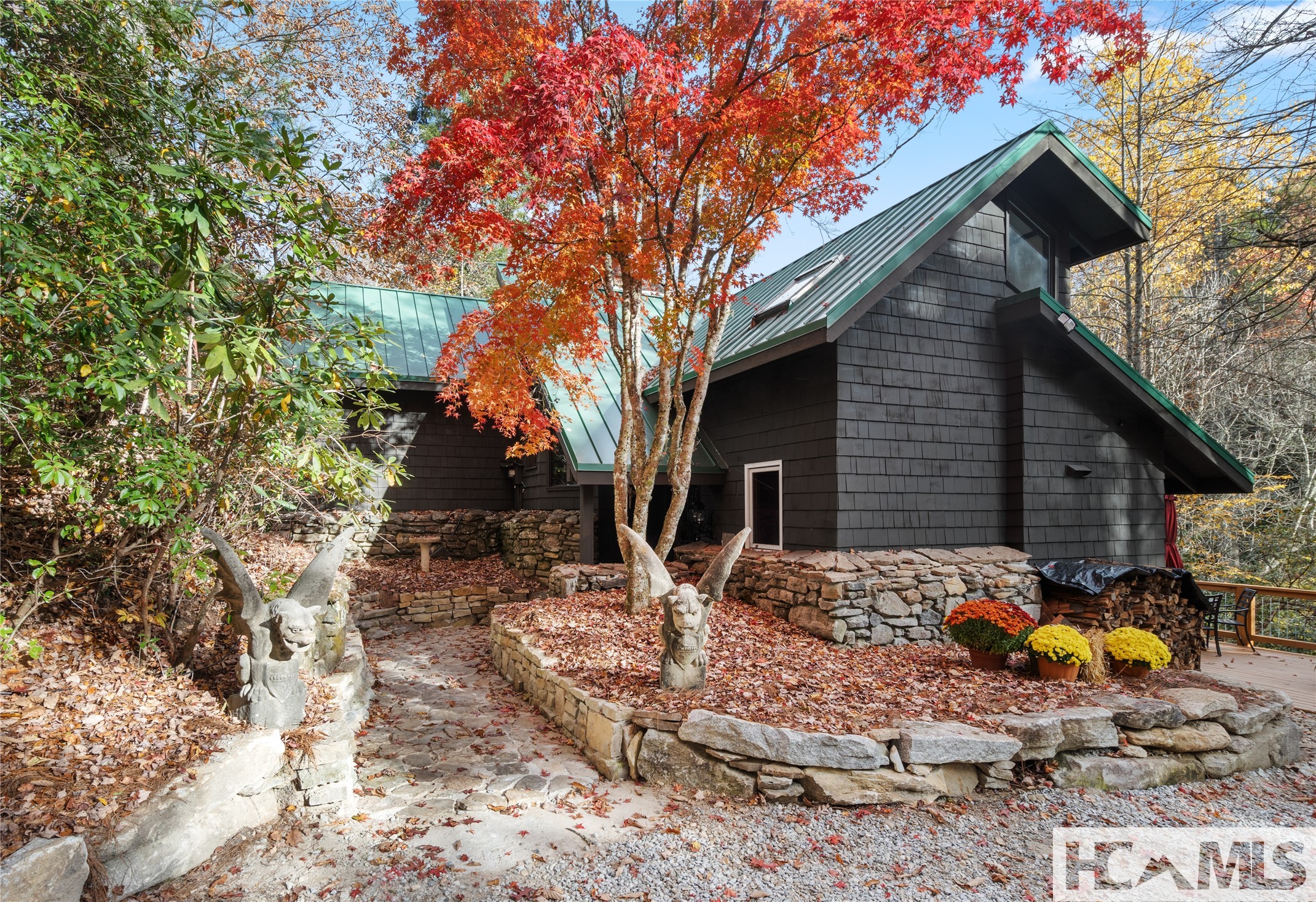 711 Flat Mountain Road