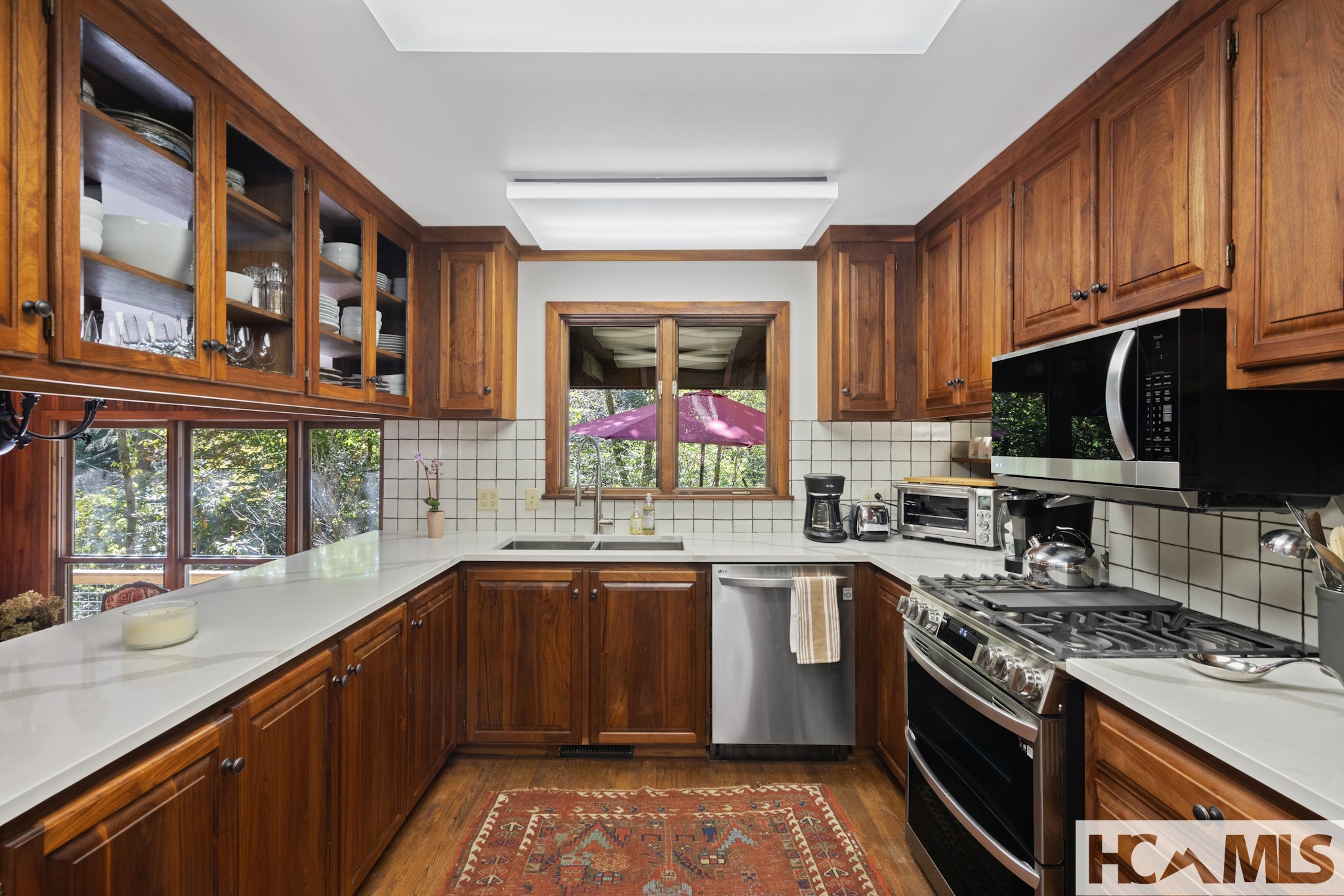 711 Flat Mountain Road