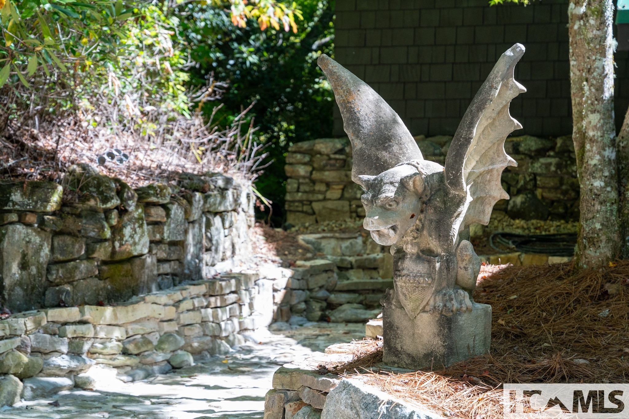 711 Flat Mountain Road