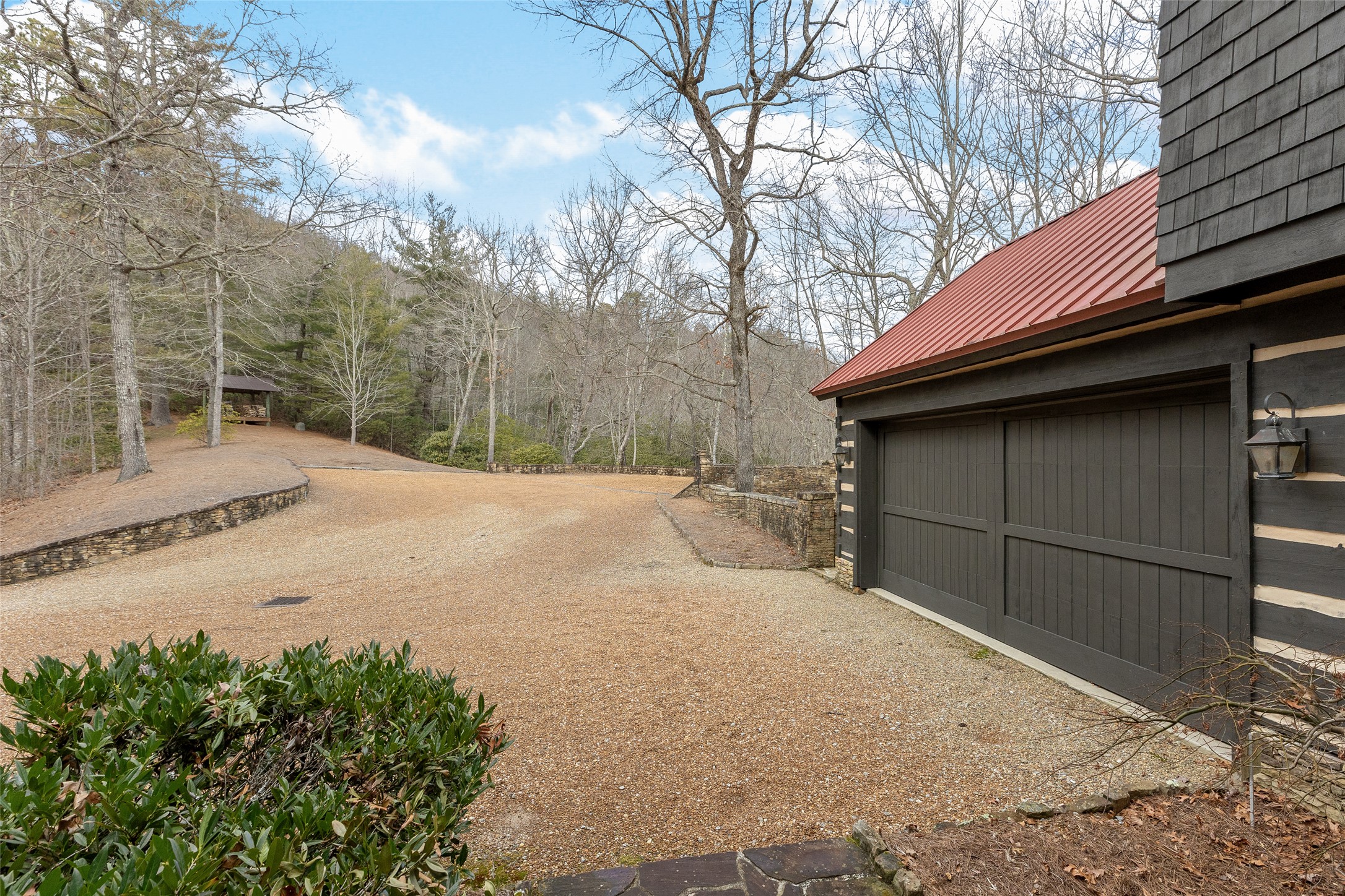 1213 Lost Valley Road