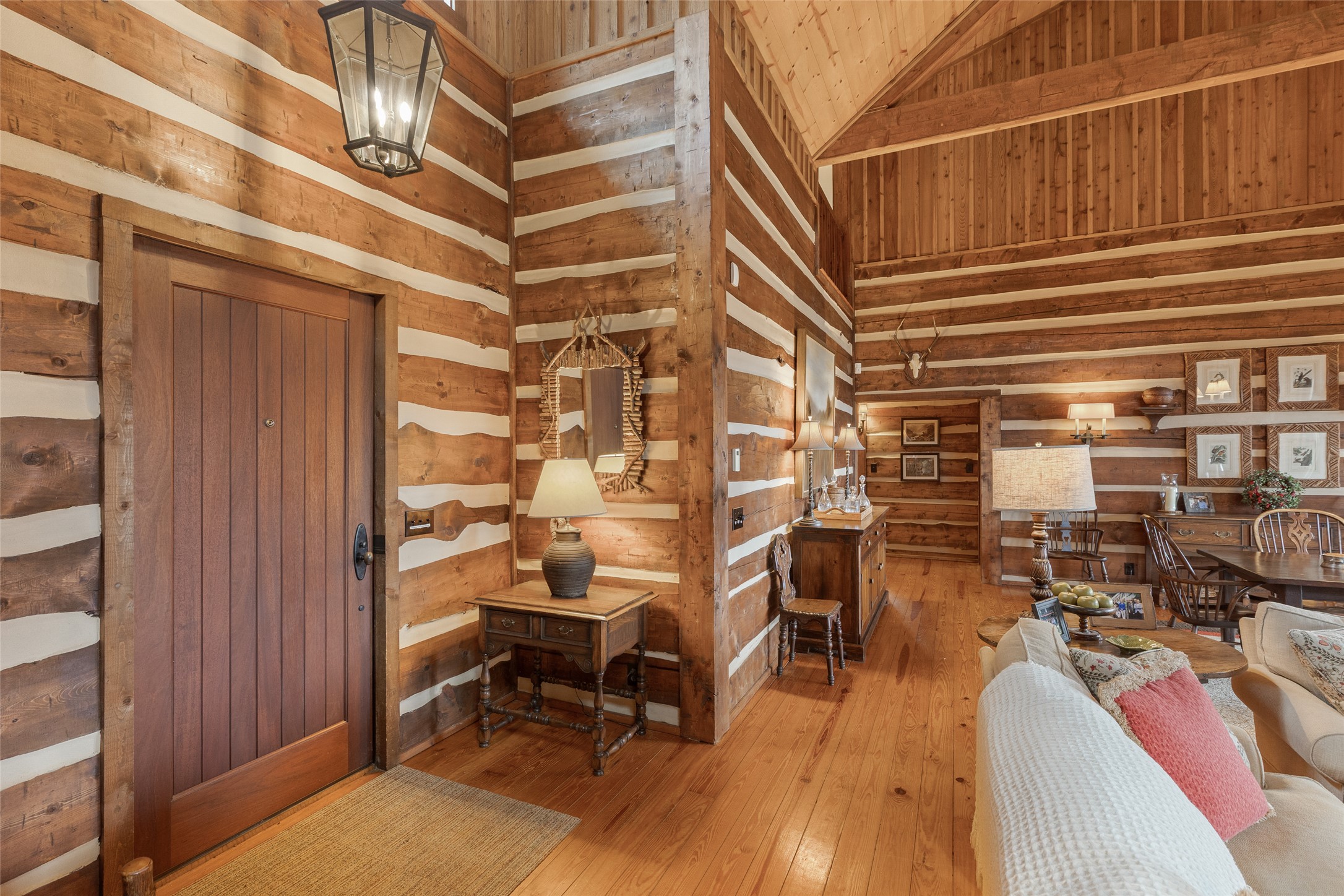 1213 Lost Valley Road