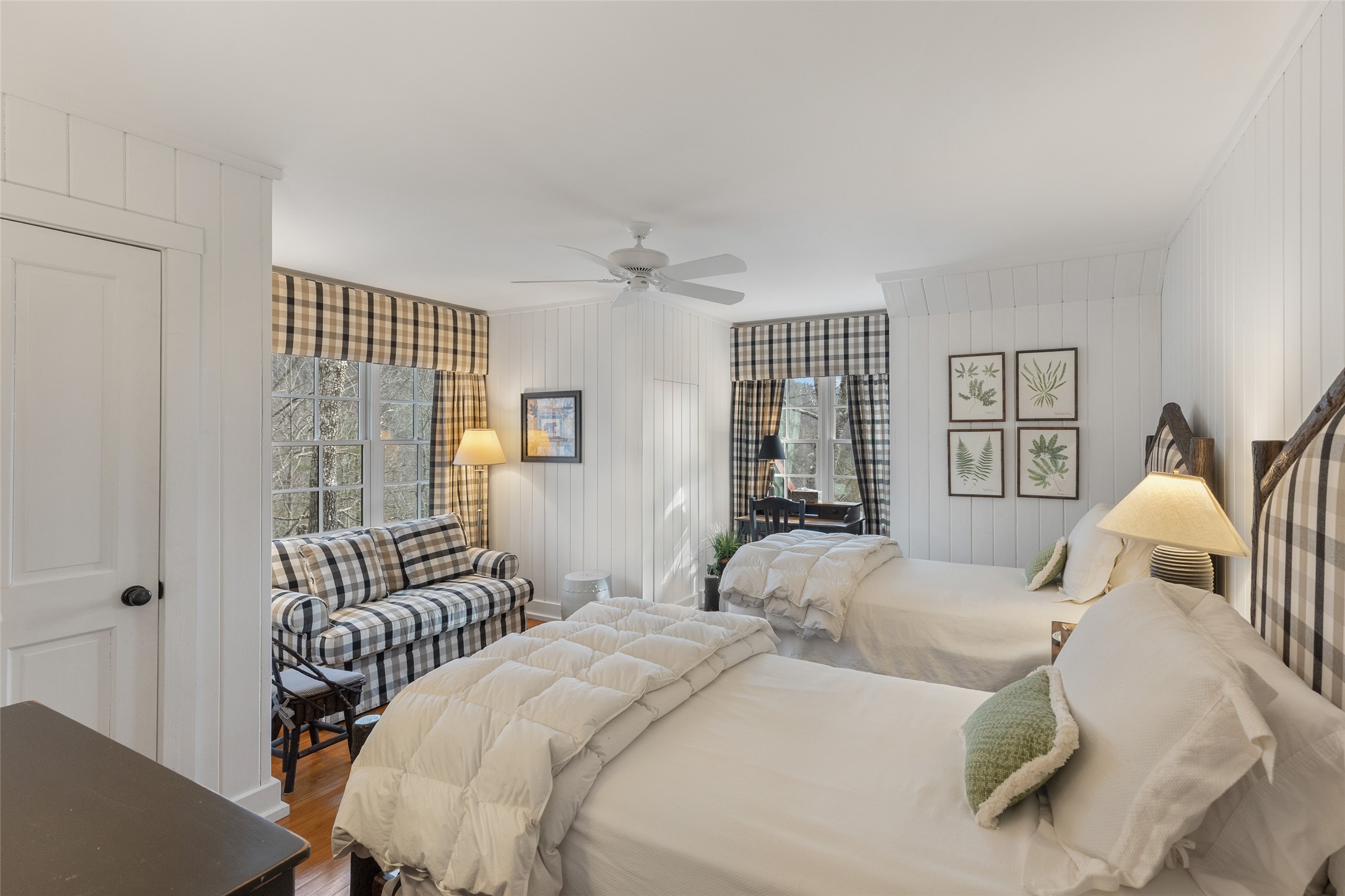 1213 Lost Valley Road