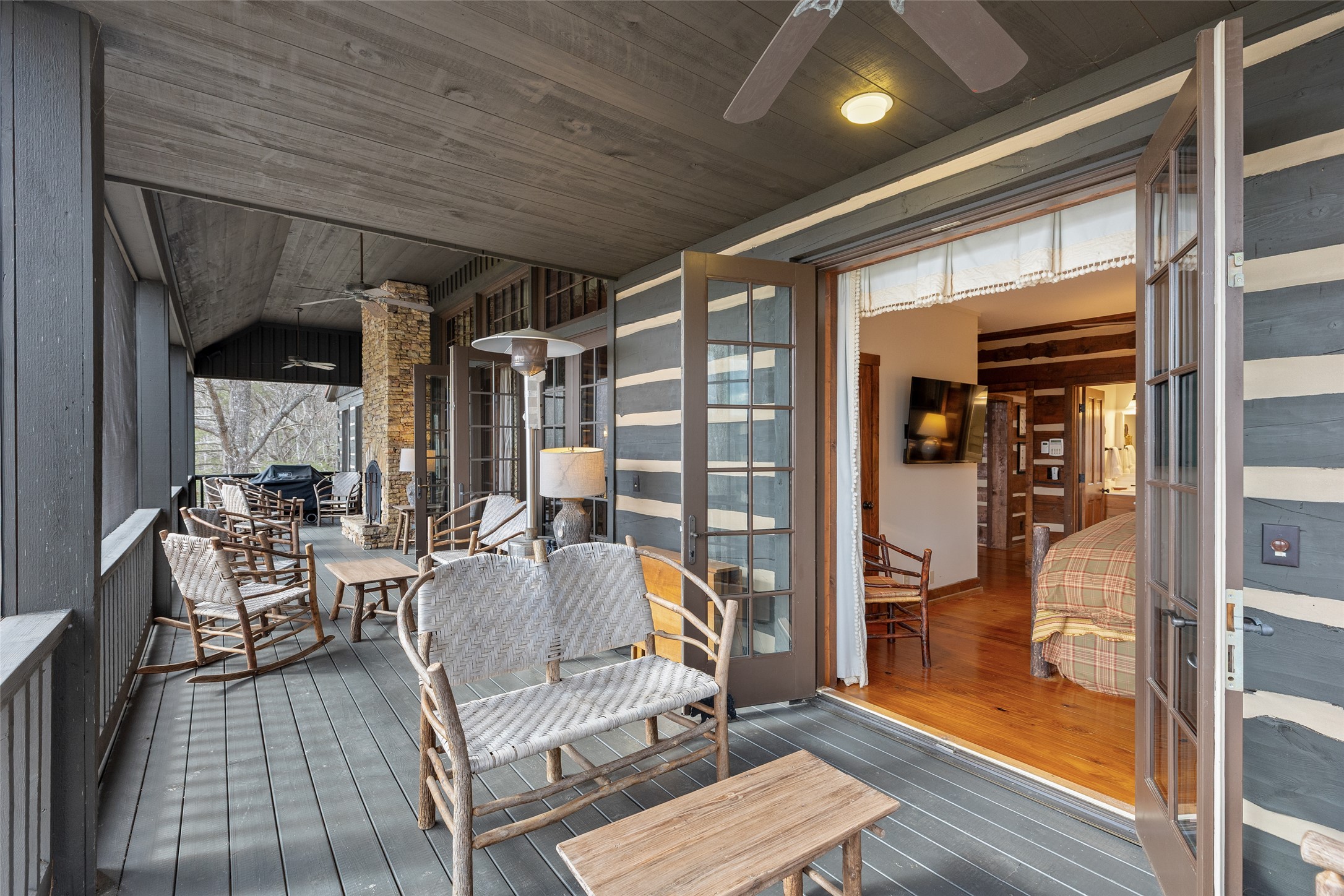 1213 Lost Valley Road