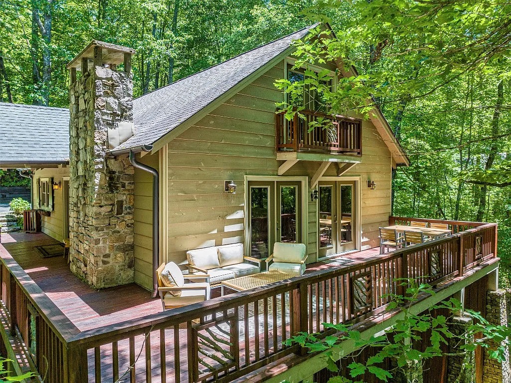 1100 Claire Lane Lane