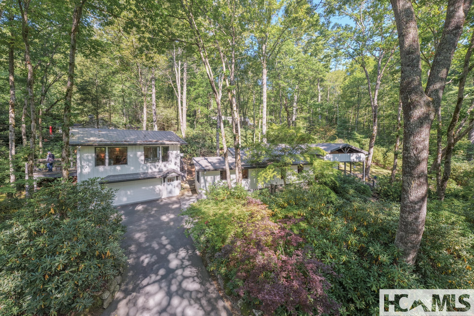 462 Mirror Lake Road