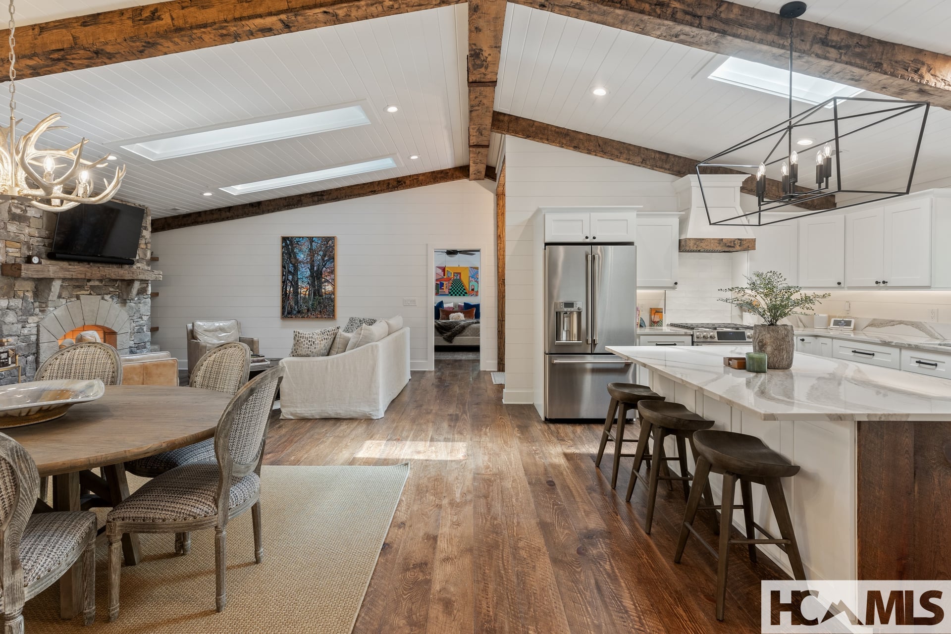 462 Mirror Lake Road