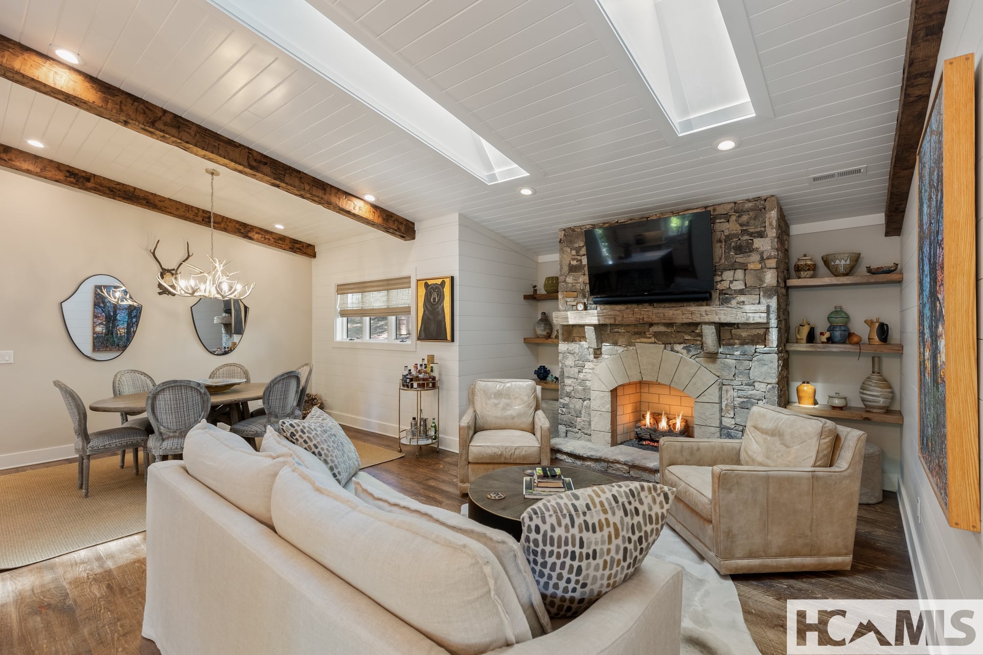 462 Mirror Lake Road