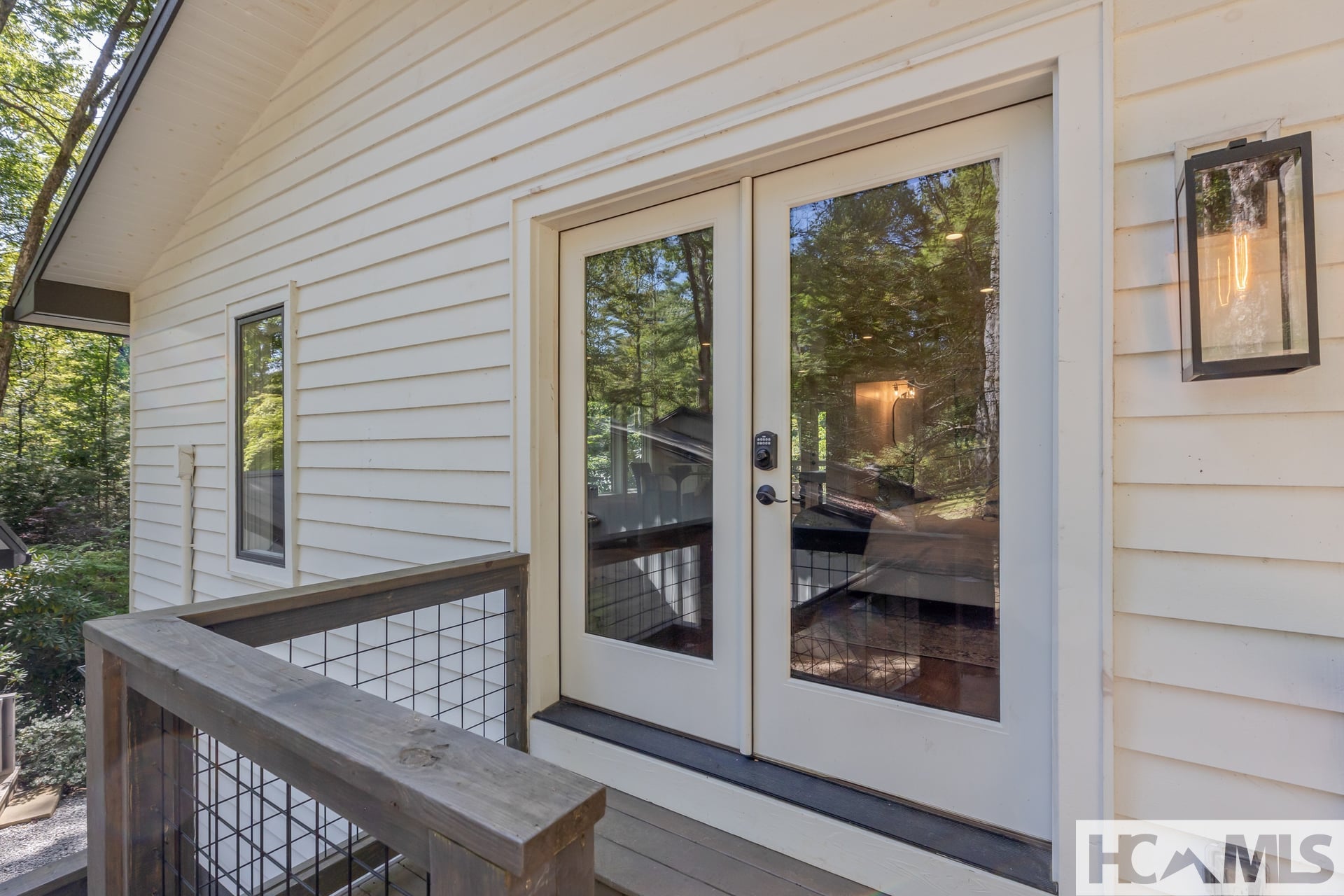 462 Mirror Lake Road