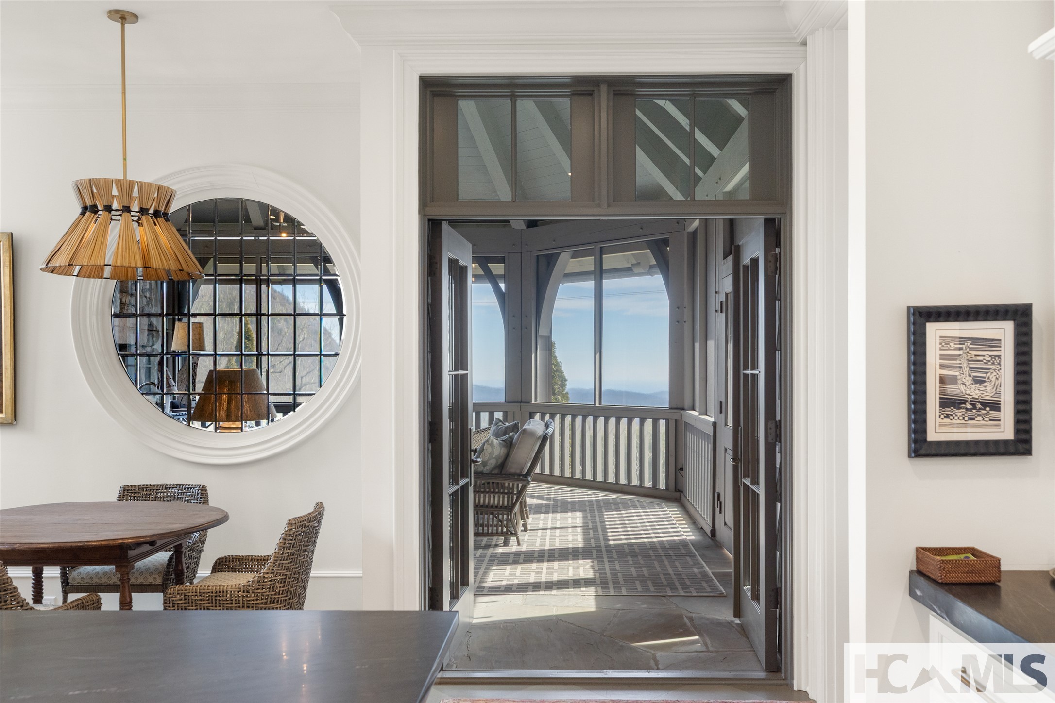 585 Moorewood Circle