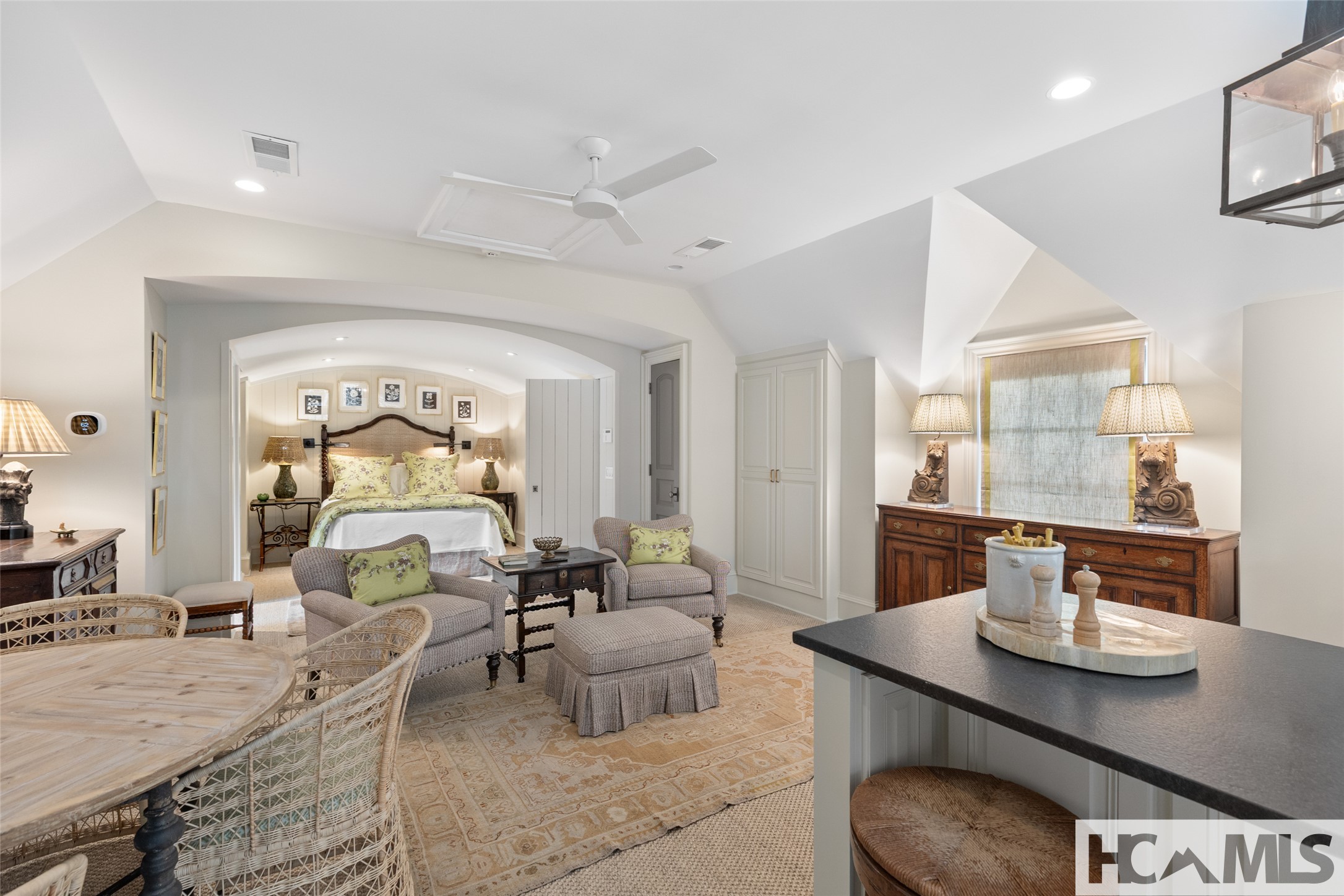 585 Moorewood Circle