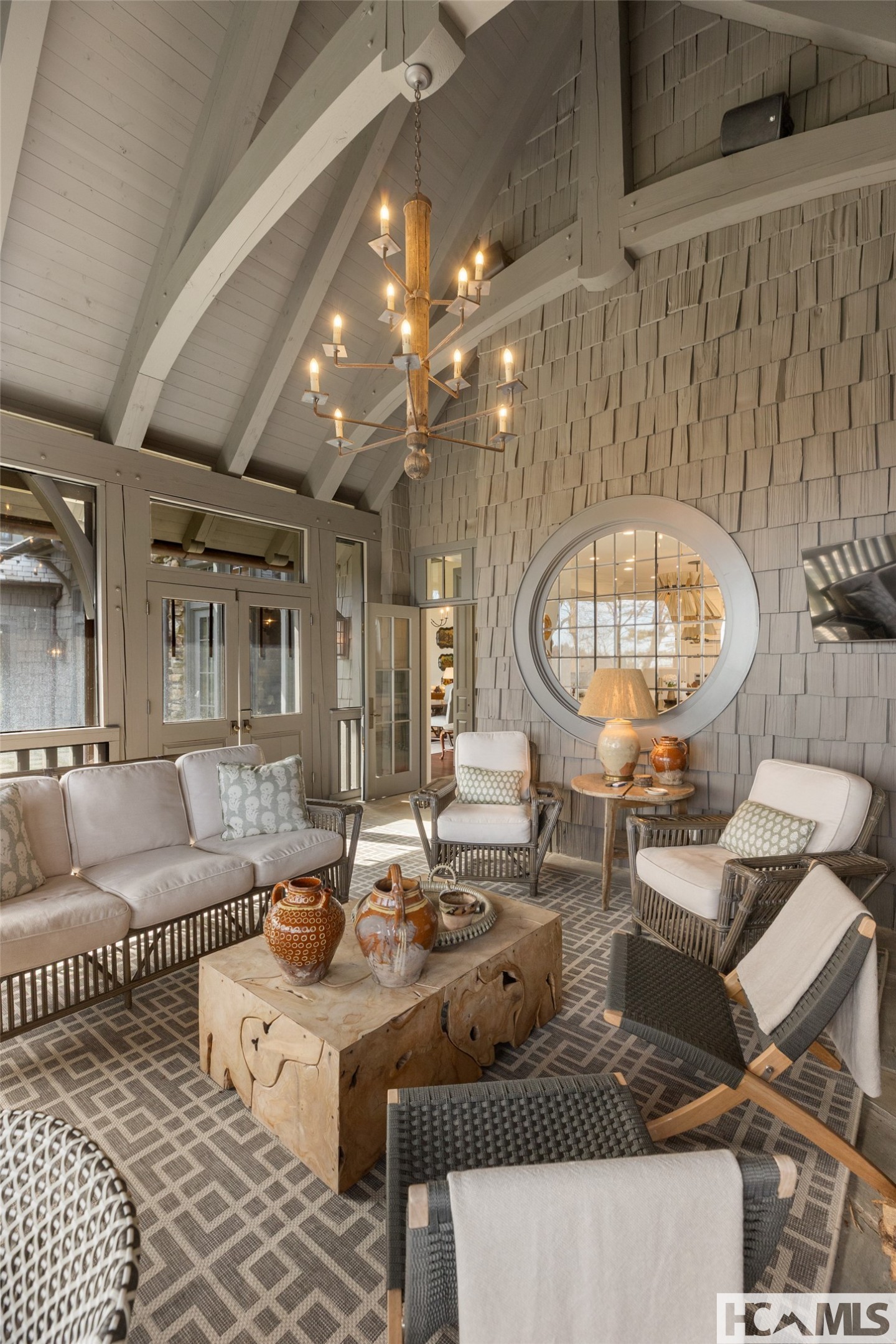 585 Moorewood Circle