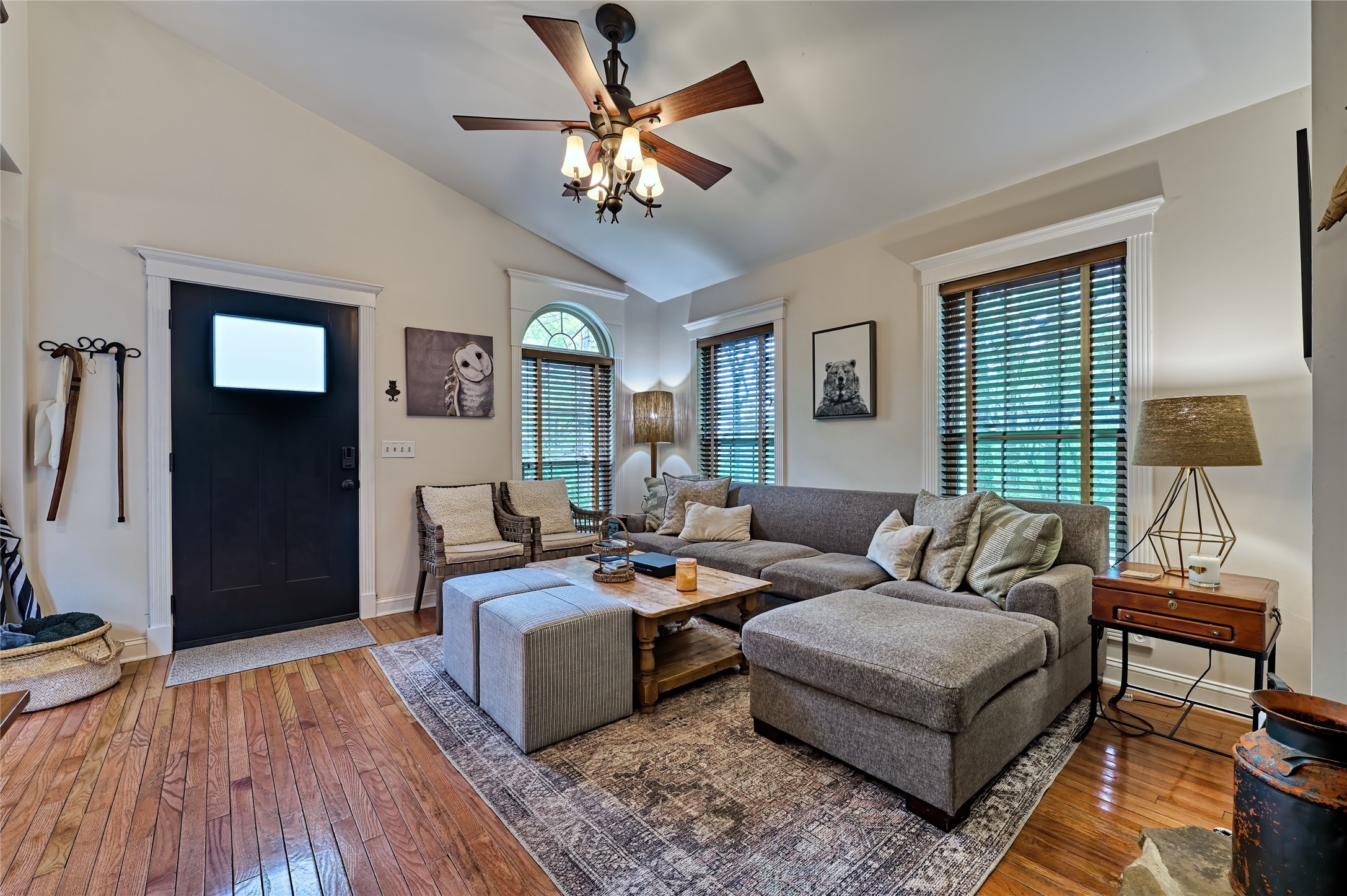 60 Owl Pine Road