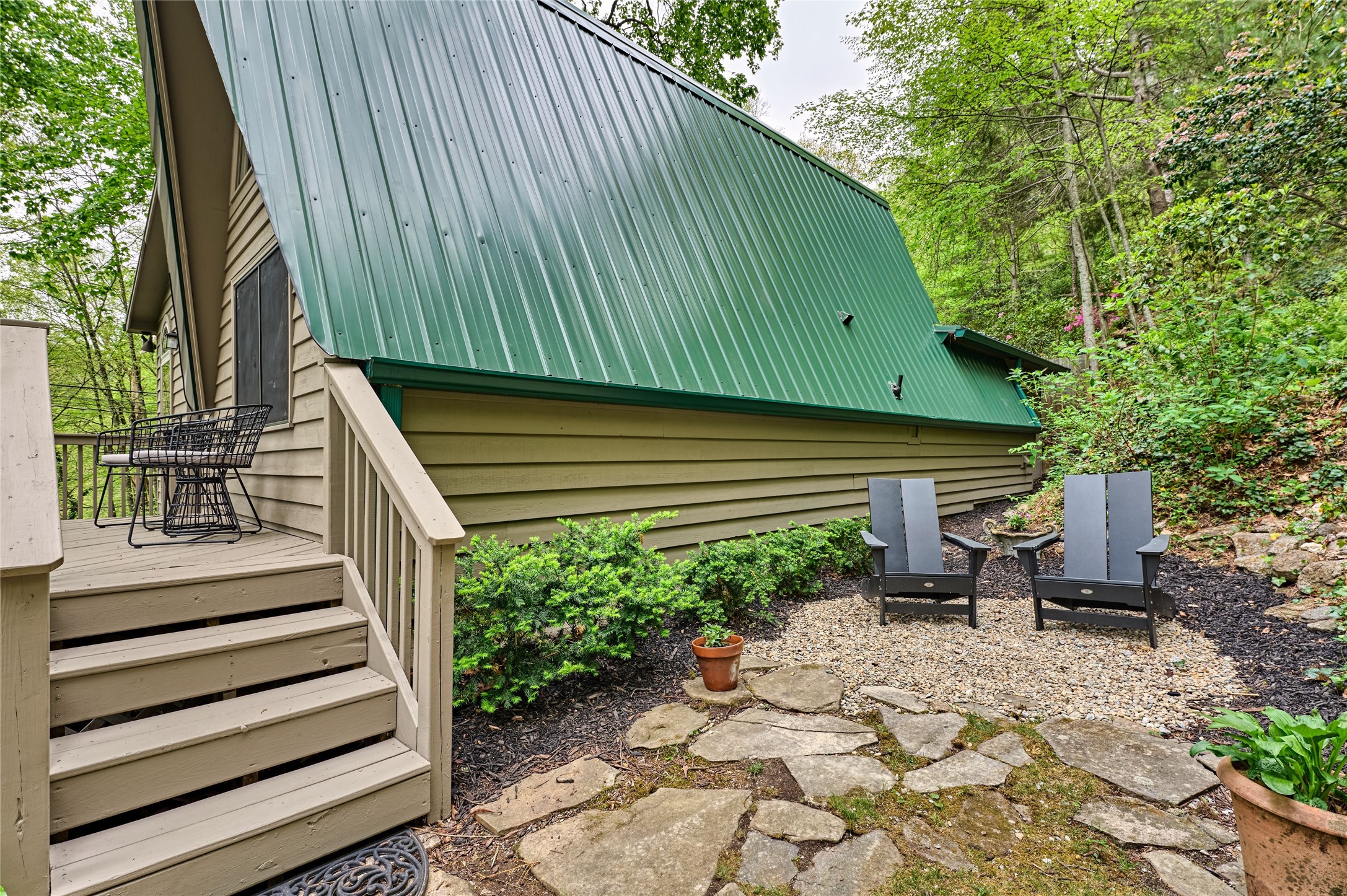 60 Owl Pine Road