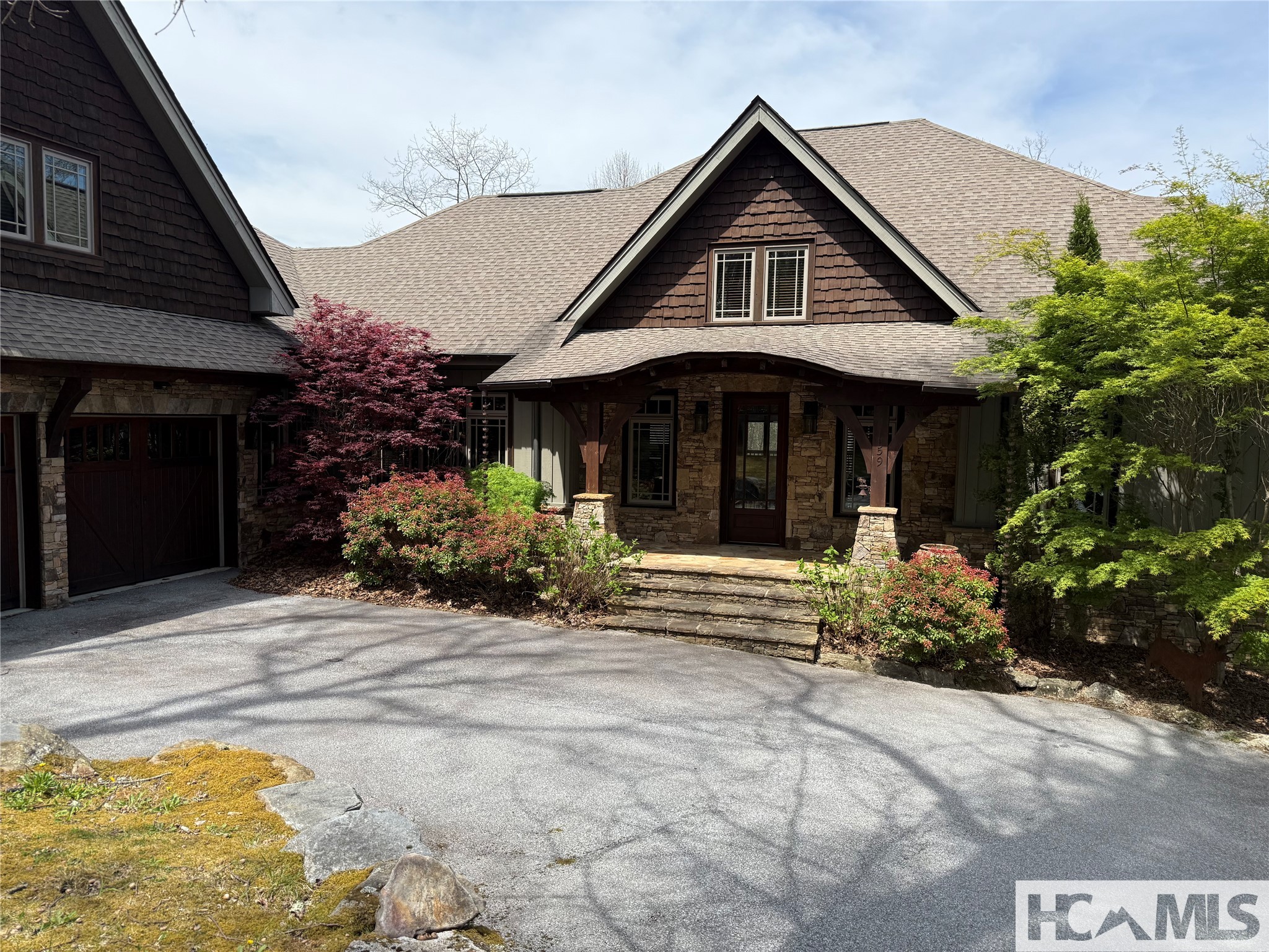 159 Highlands Point