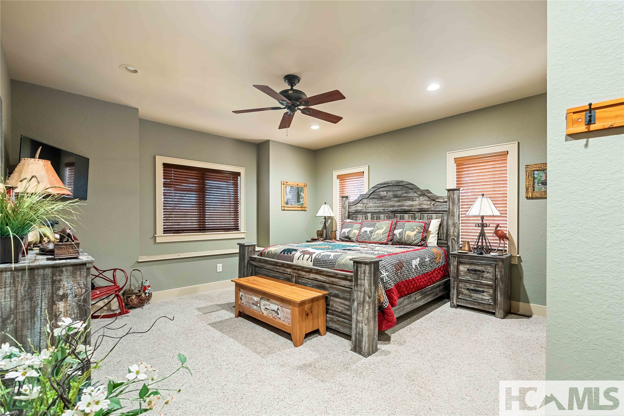 159 Highlands Point