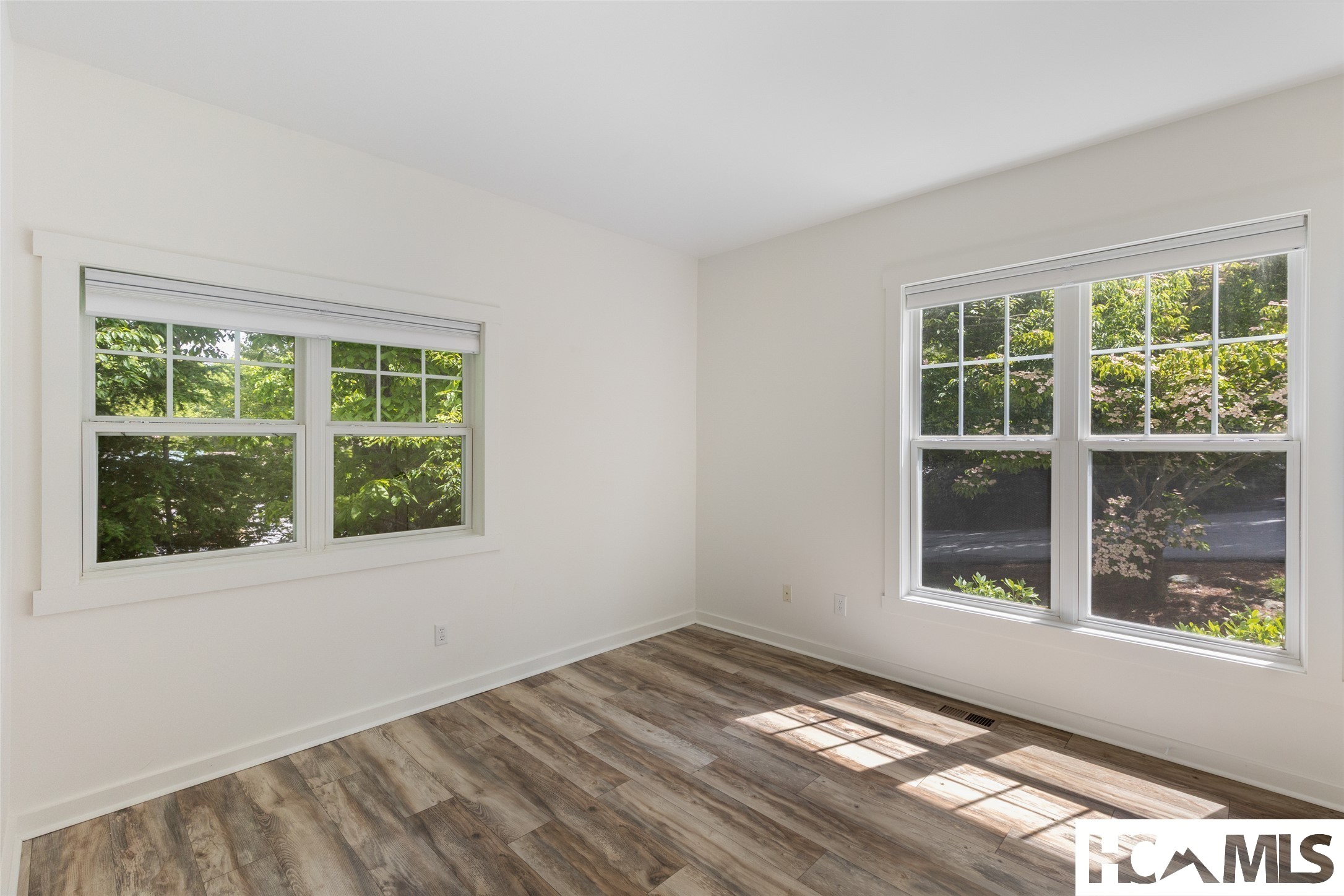 11 Woodlily Way