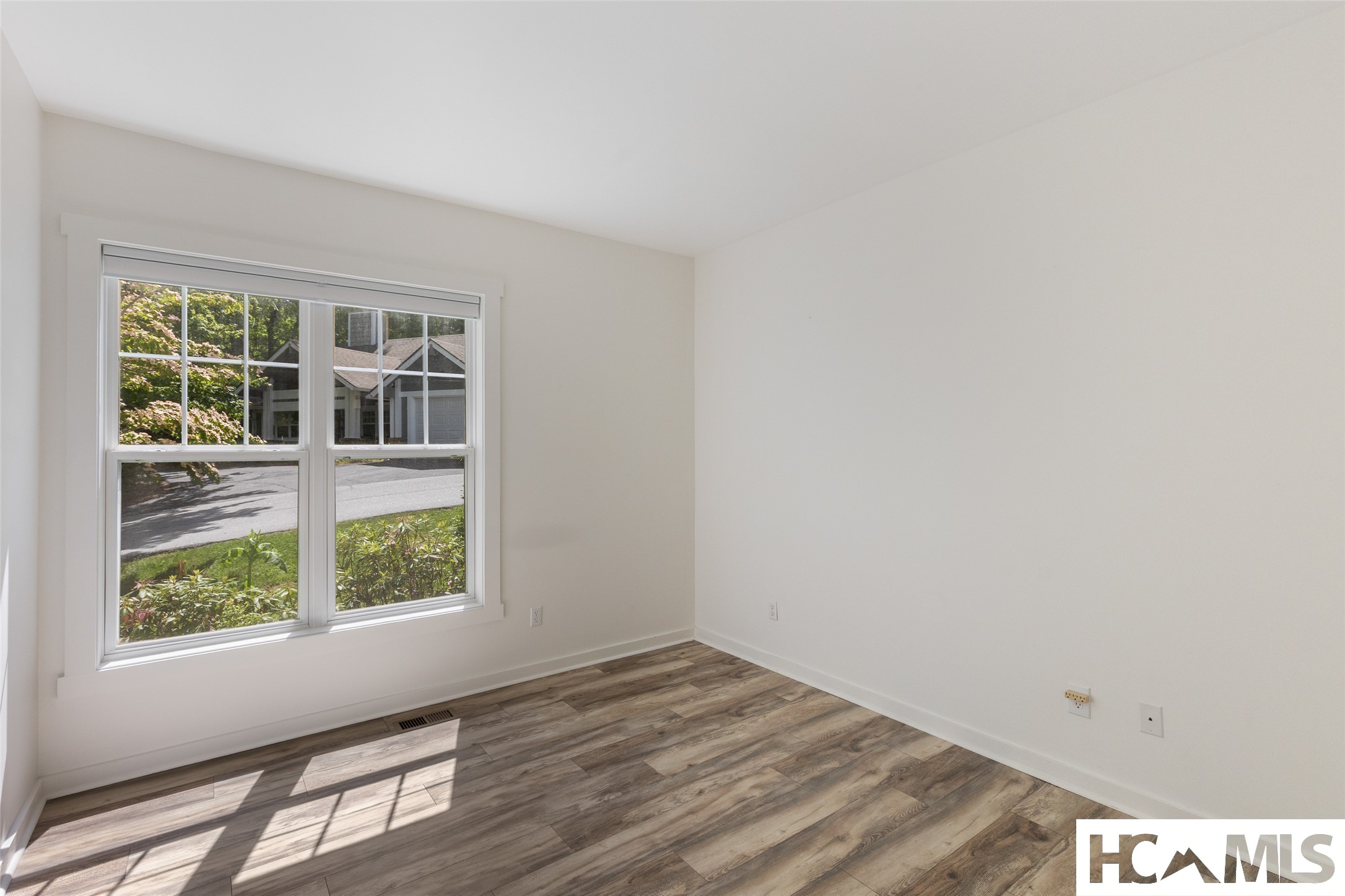 11 Woodlily Way