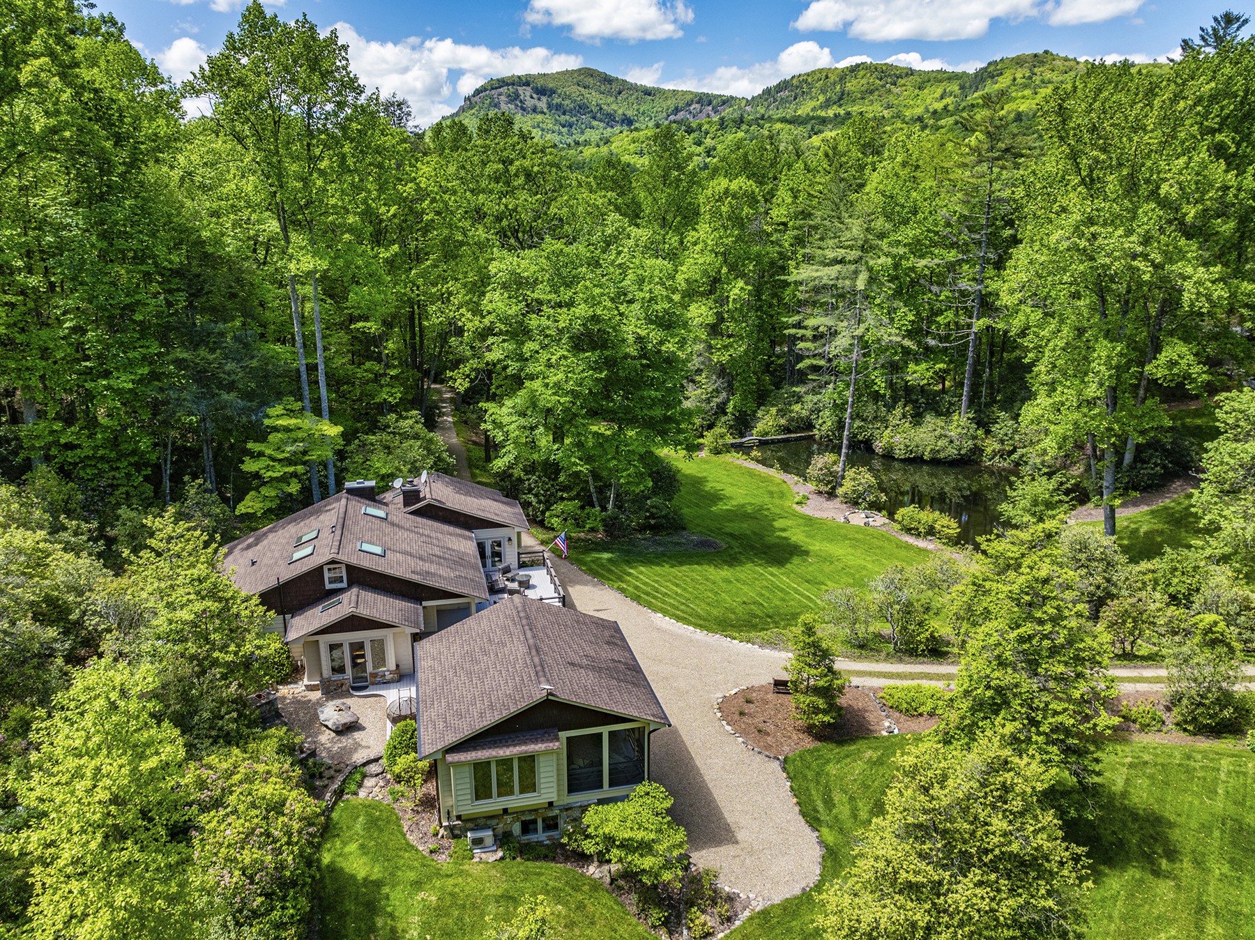 1213 Bull Pen Road