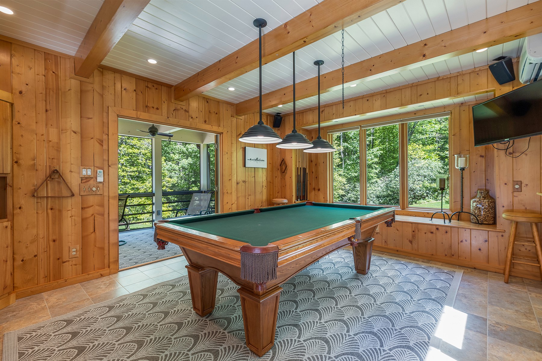 1213 Bull Pen Road