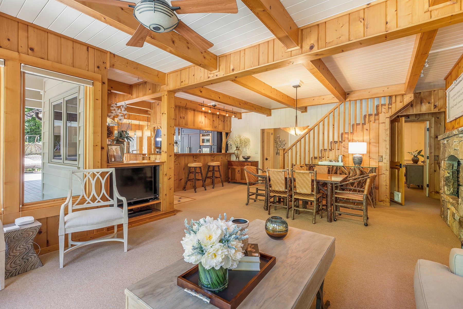 1213 Bull Pen Road
