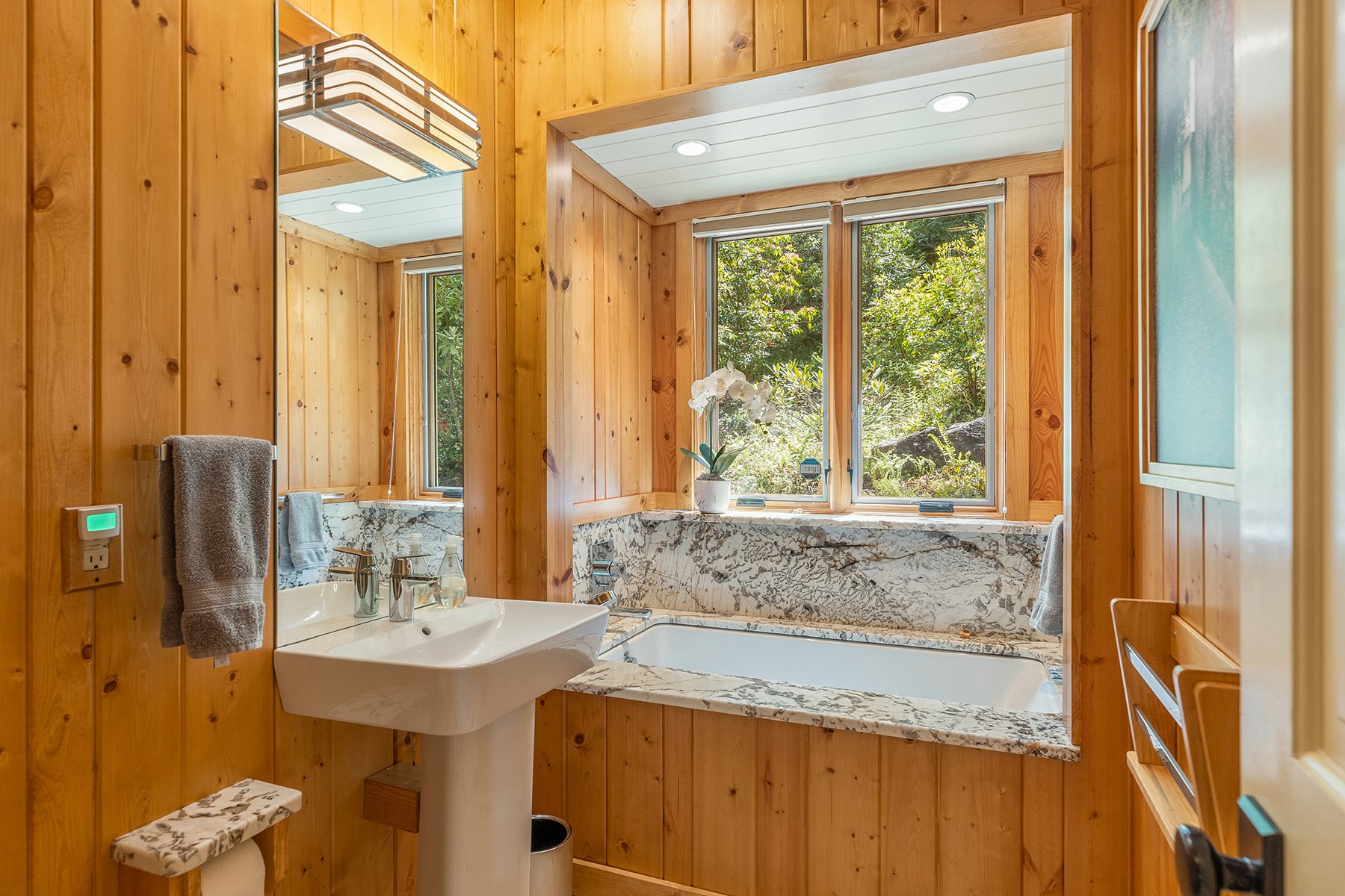 1213 Bull Pen Road