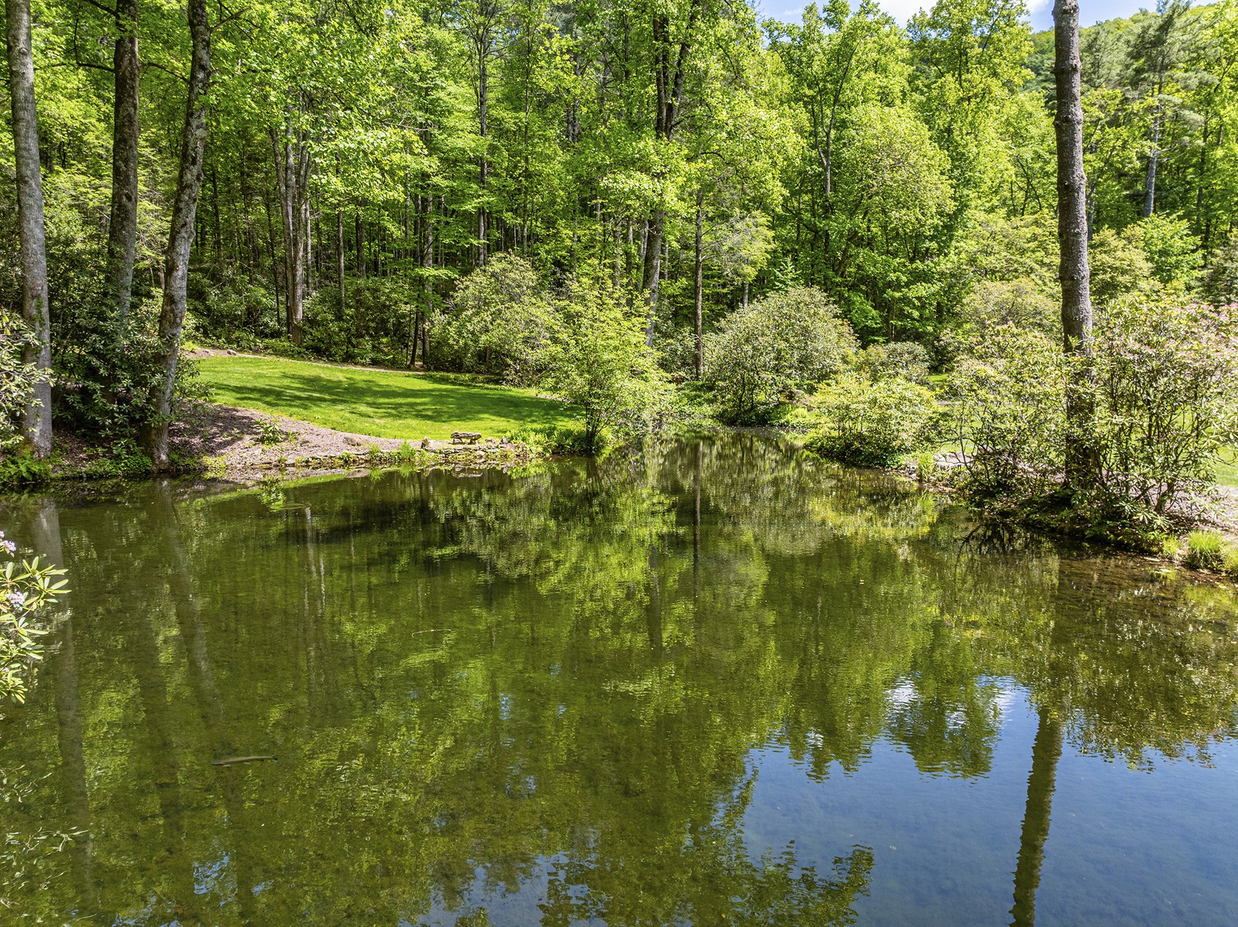1213 Bull Pen Road
