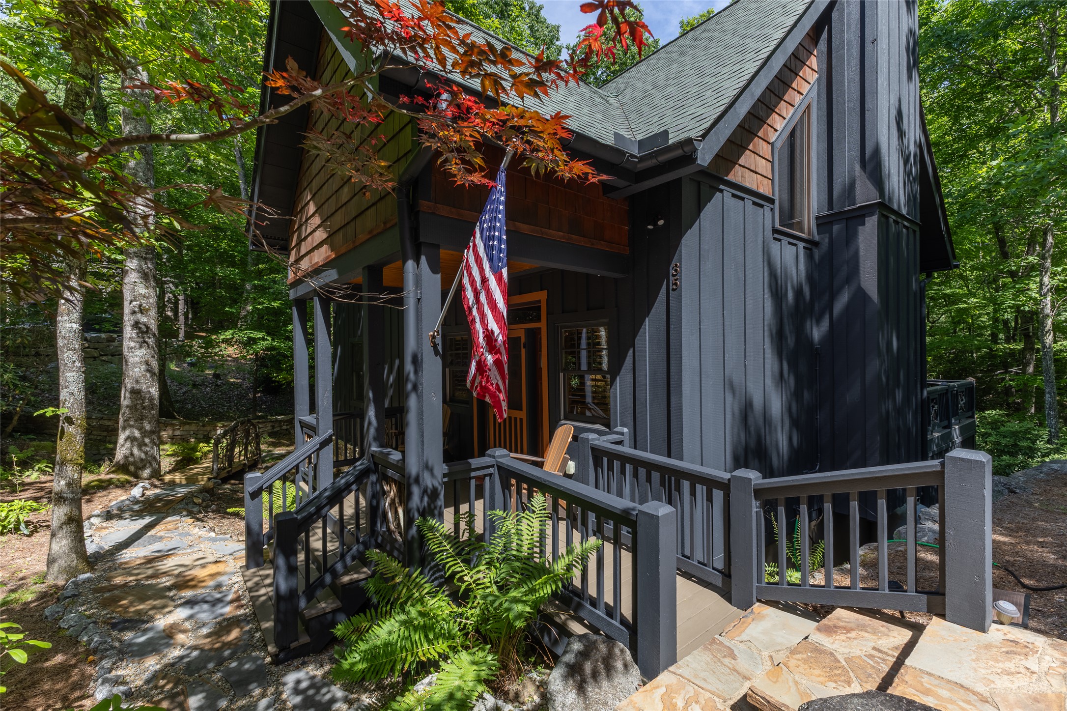 35 Birdnest Road