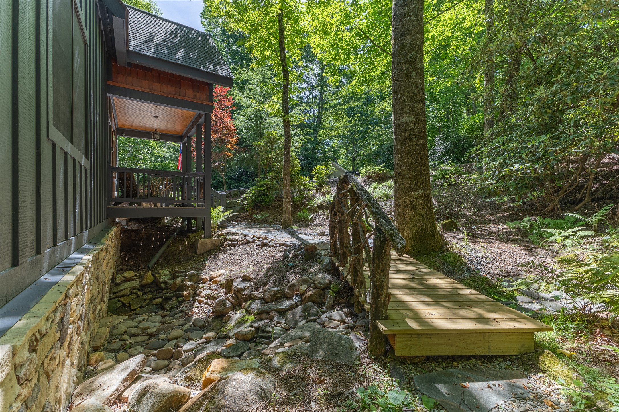35 Birdnest Road